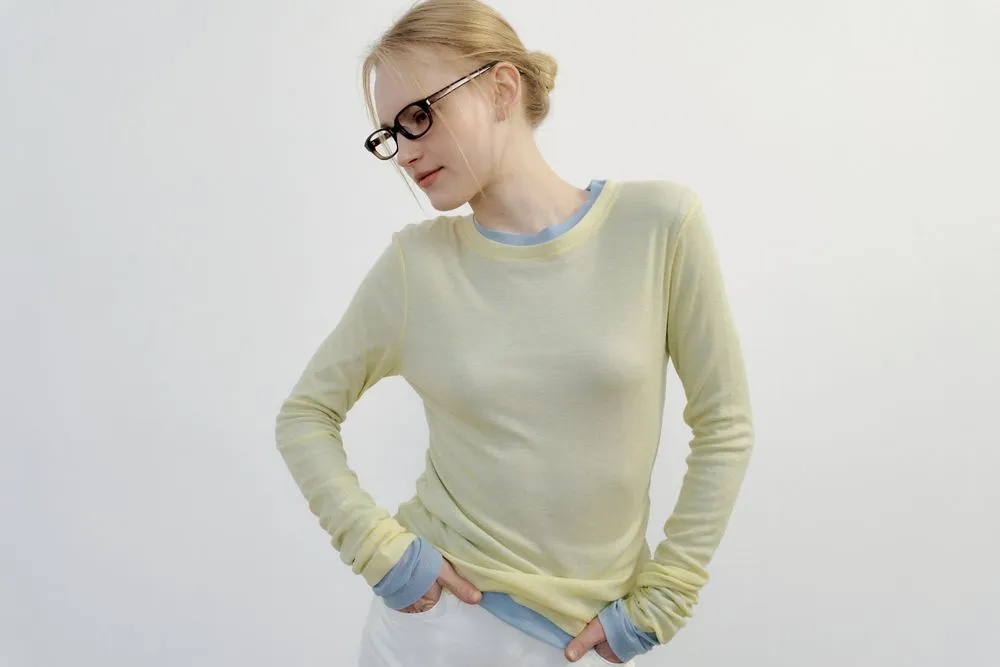 움직임을 따라 흐르는