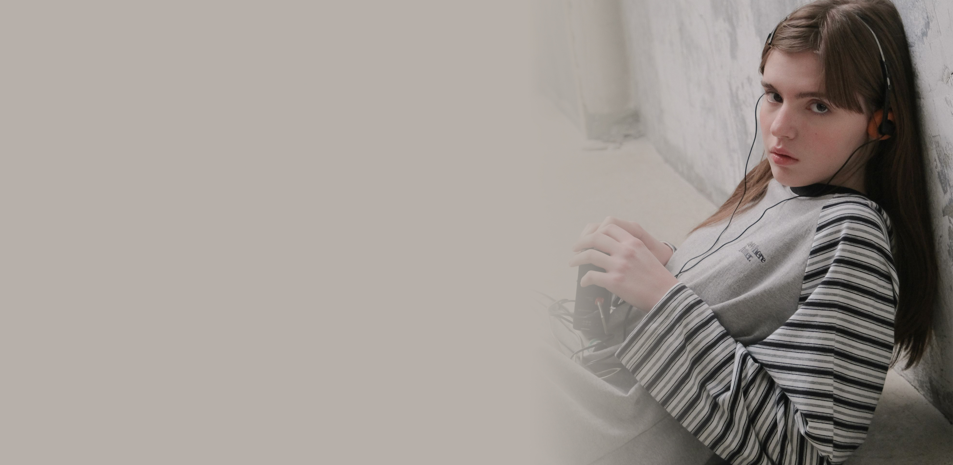 봄의 첫 신호를 받은
썸웨어버터