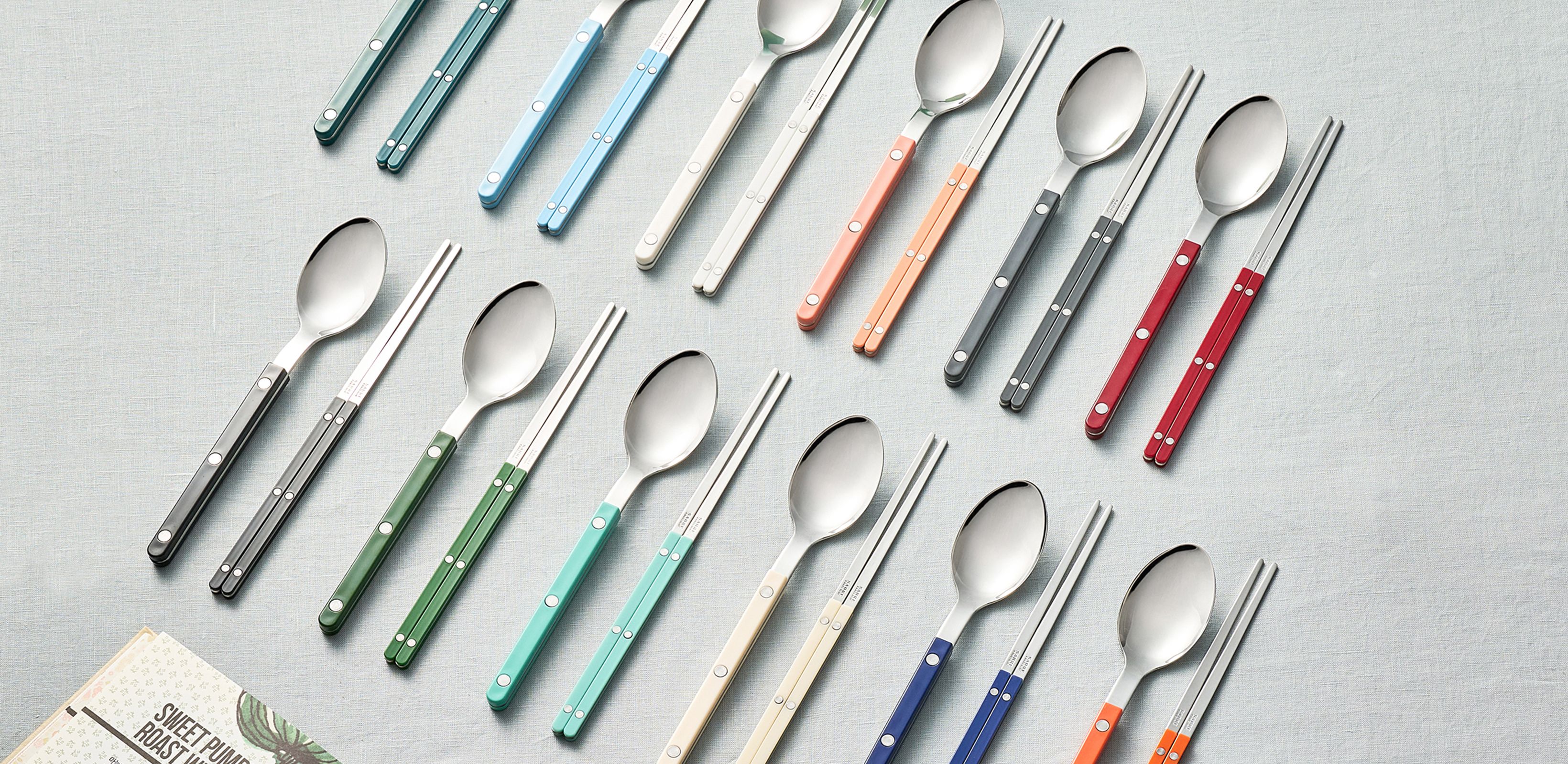 한국에서만 만나볼 수 있는
사브르