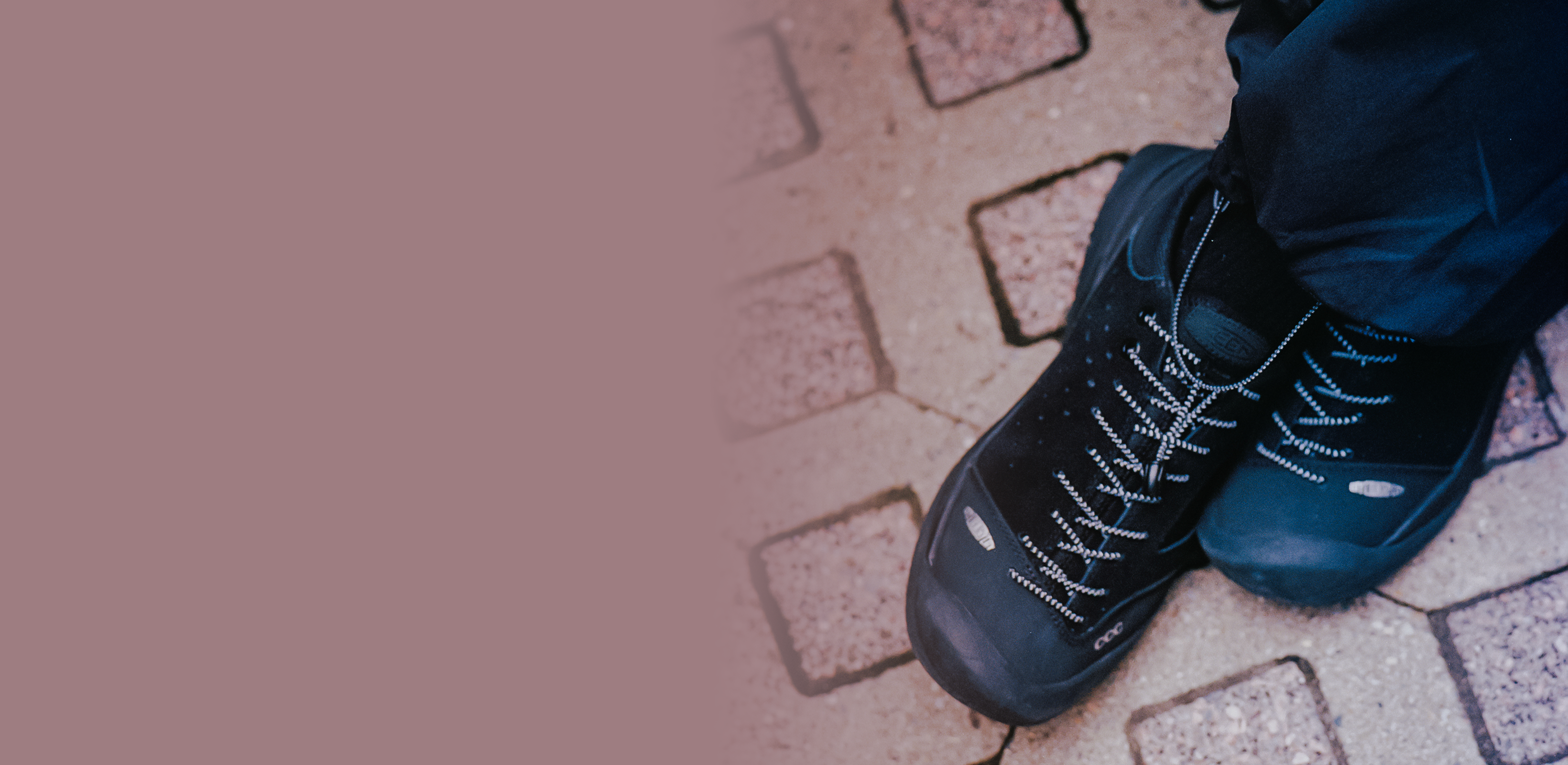 일상과 아웃도어를 잇는 새로운 접점
킨