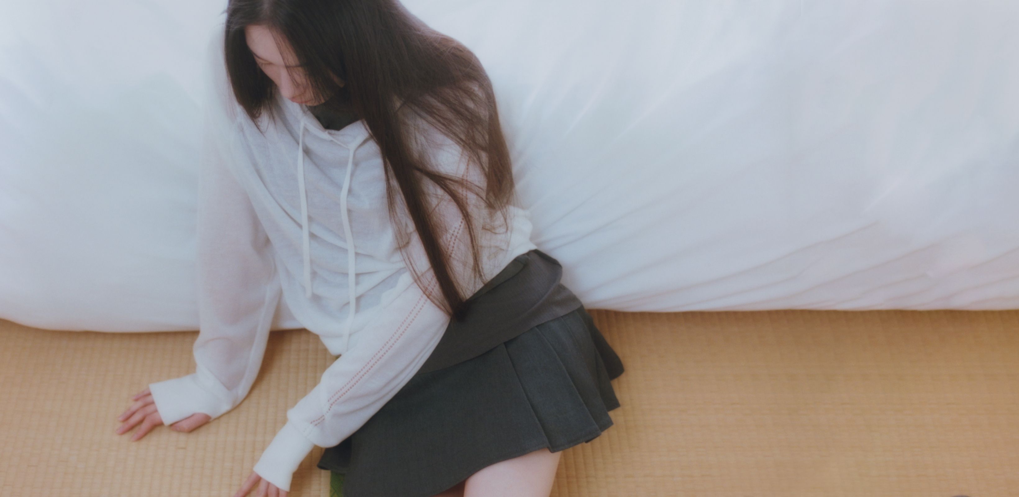 봄을 타고 번지는 조용한 설렘
미세키서울