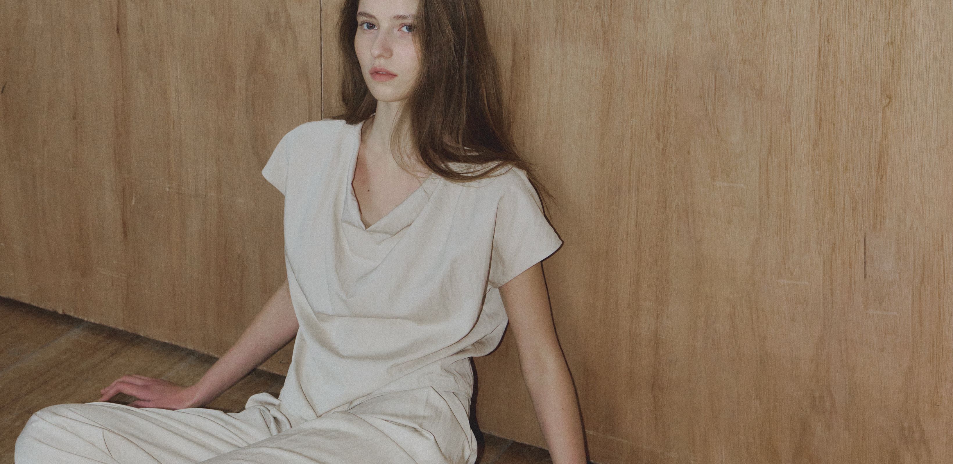 따스한 햇살 속에서 피어나는
오떼뜨