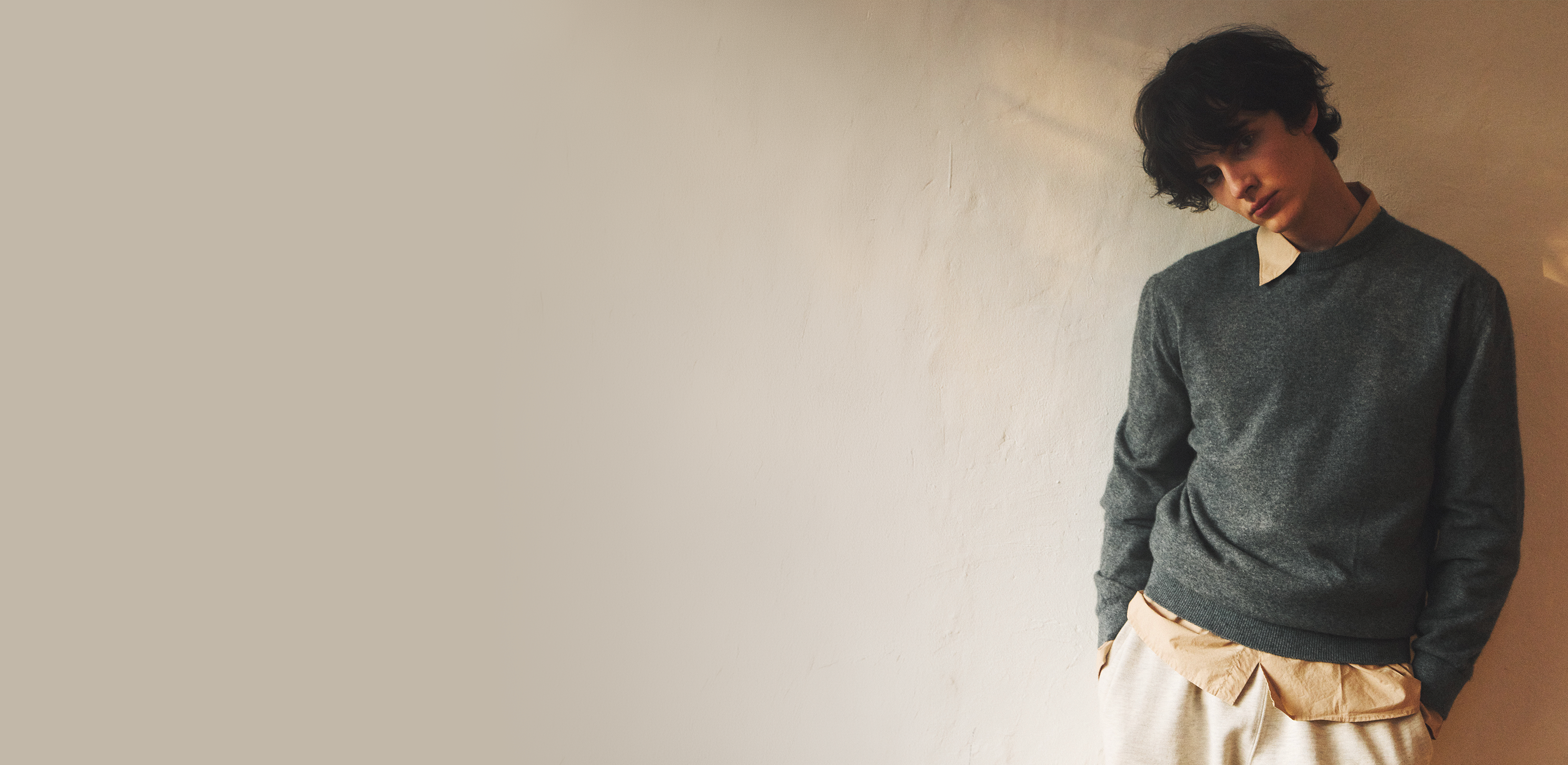 순수한 평상복을 완성하는
이스트로그 퍼머넌트