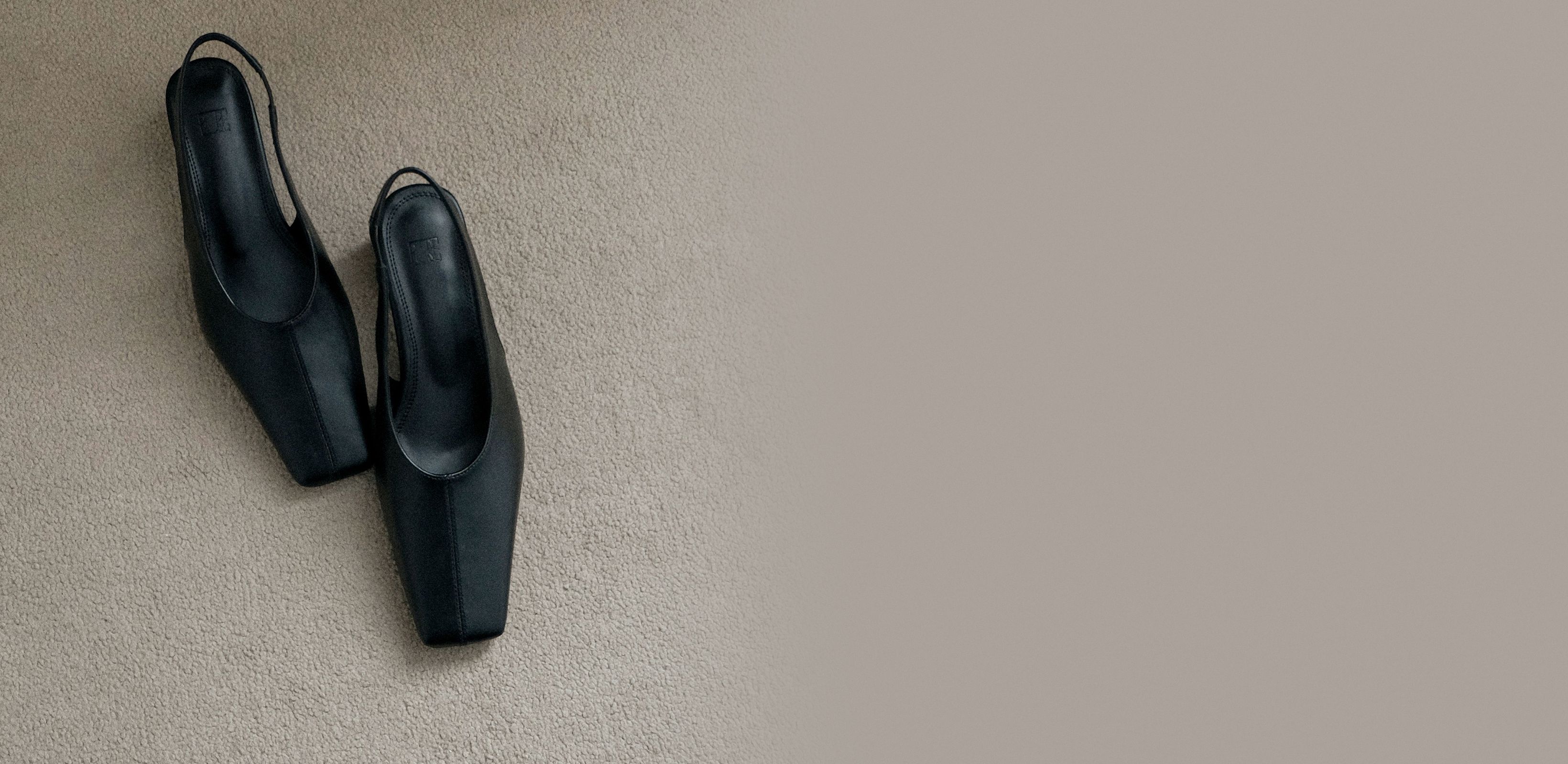 절제된 아름다움이 피어나는
에퓨레