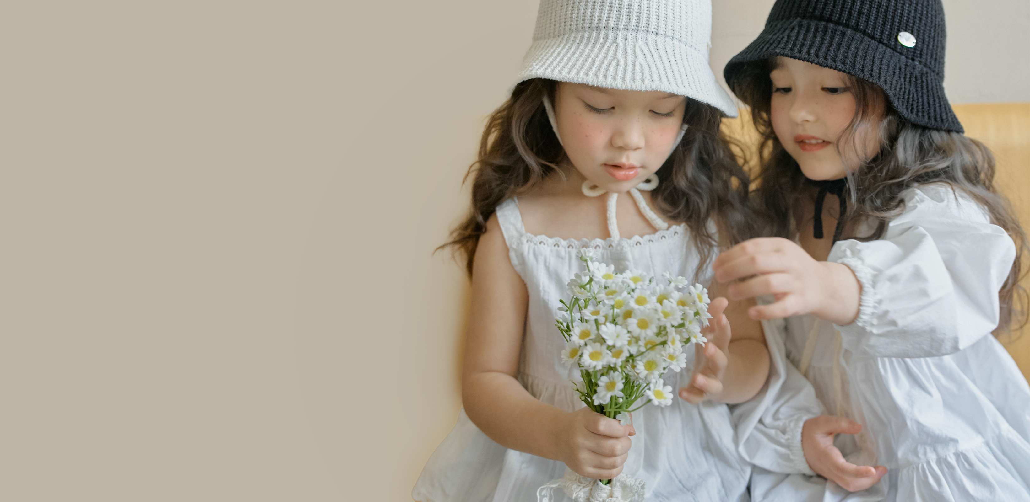 봄날의 설렘을 가득 담은
그래마미