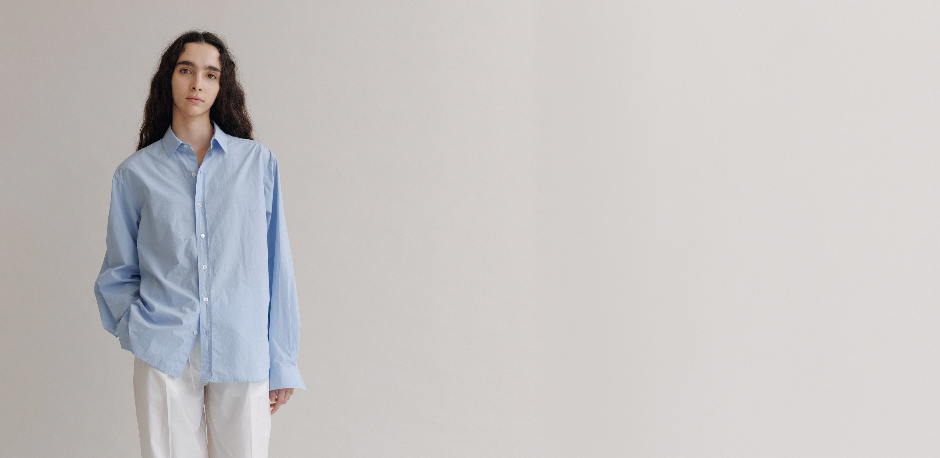 소재가 가진 고유한 분위기를 담은
페세스