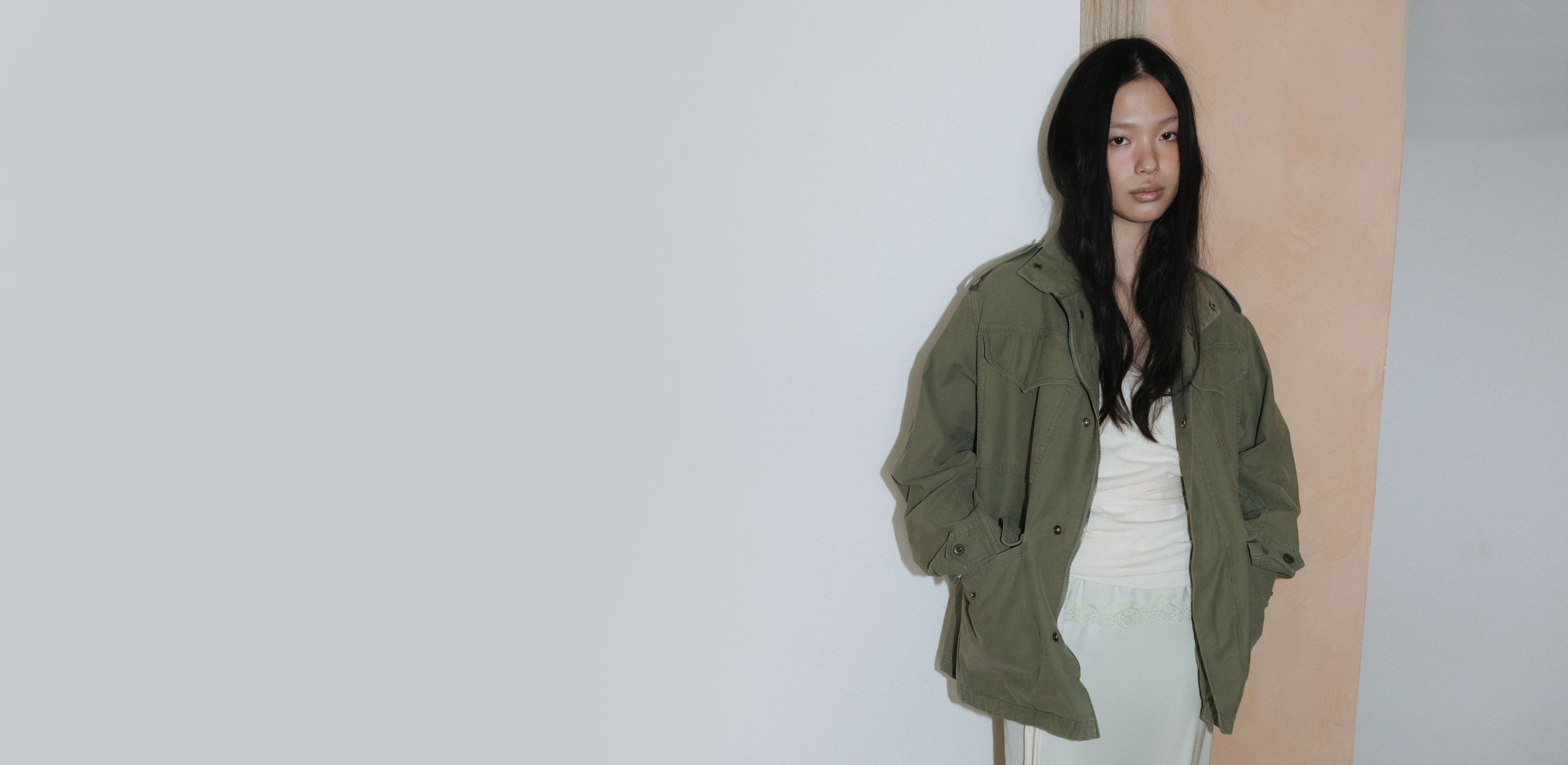 따스한 색감이 피어나는
모노하