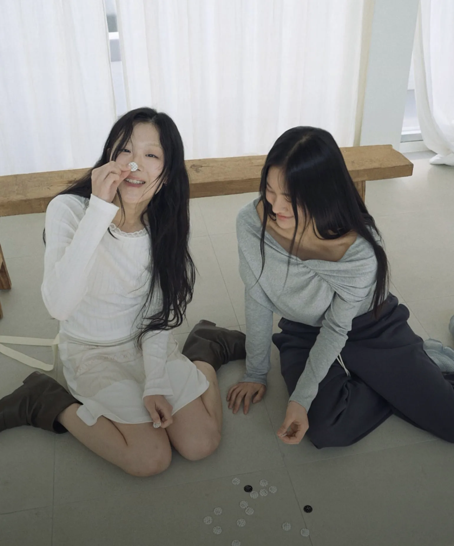 절제 속에 피어난 개성