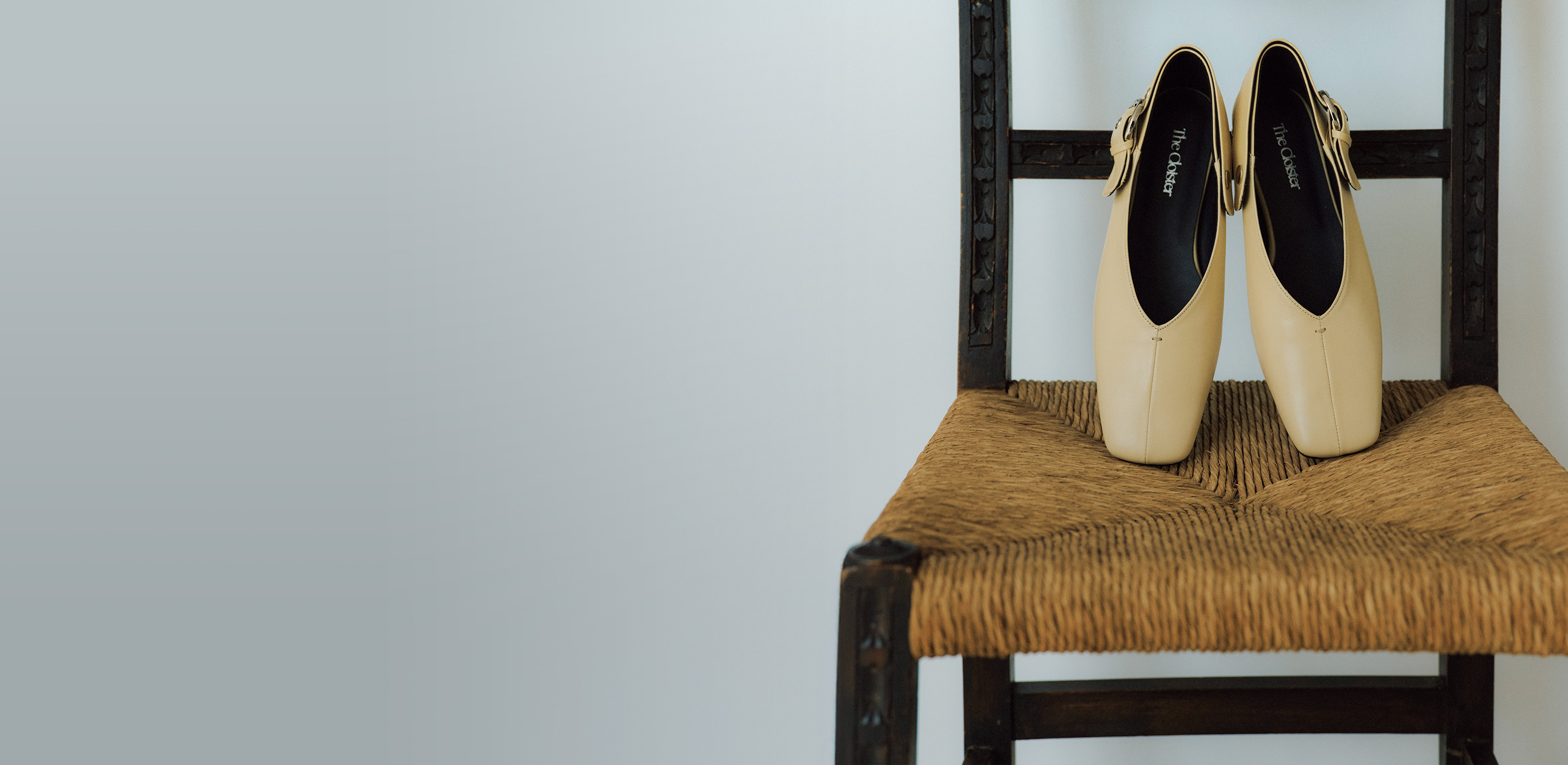 새로운 계절을 여는
더클로이스터