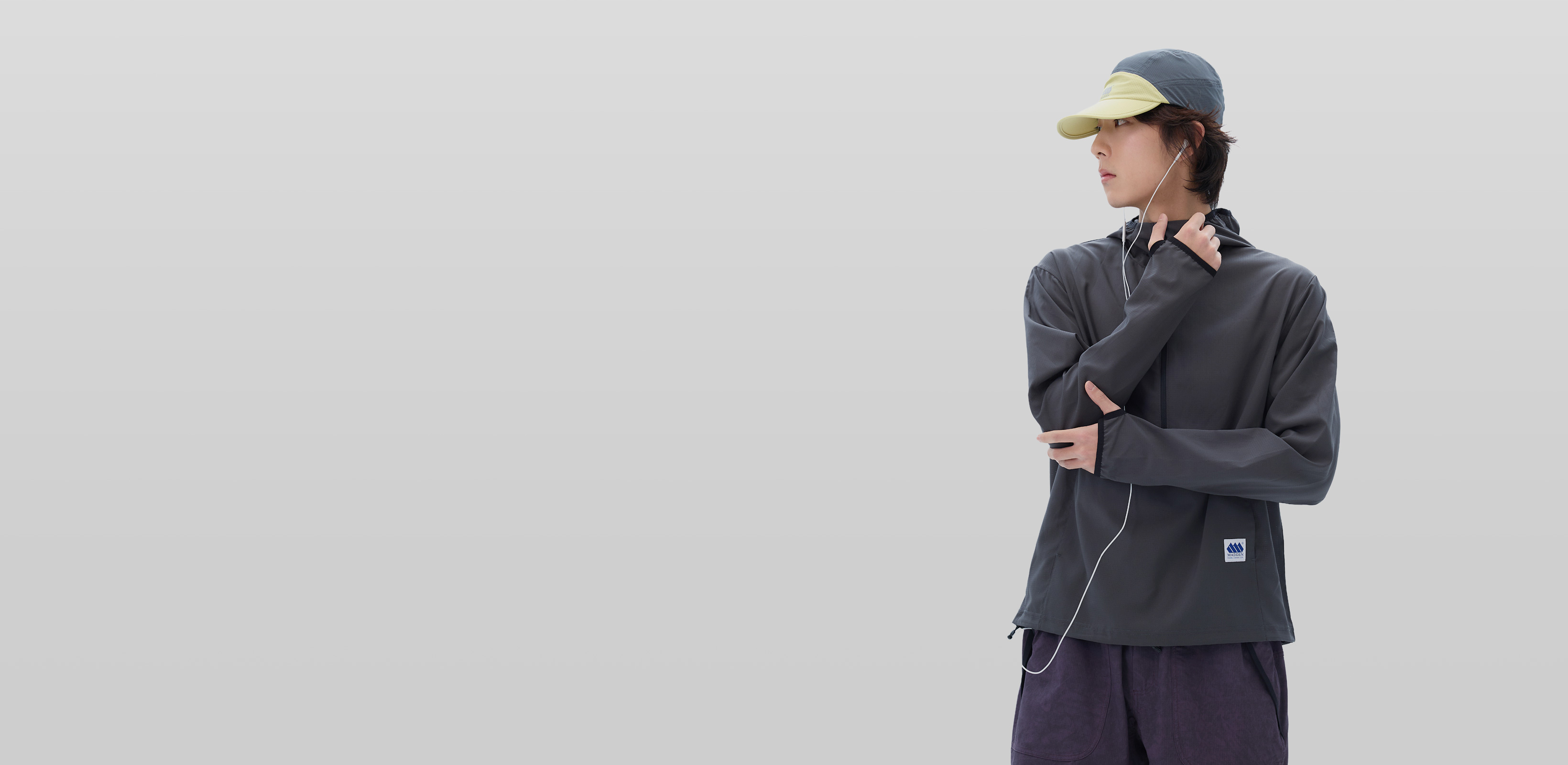 길을 찾는 여름의 동반자
매든