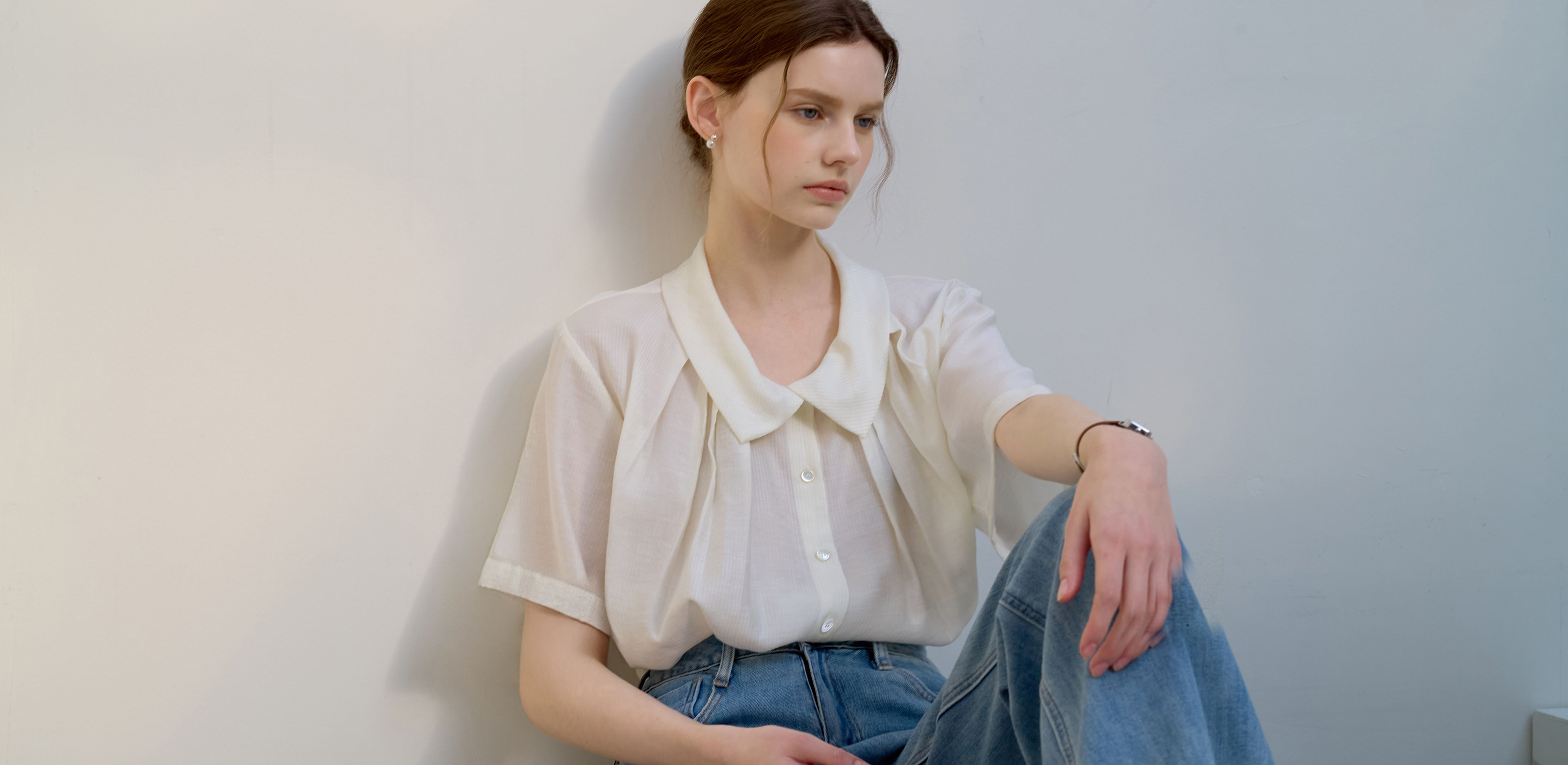 빛이 머무는 순간의
모멧