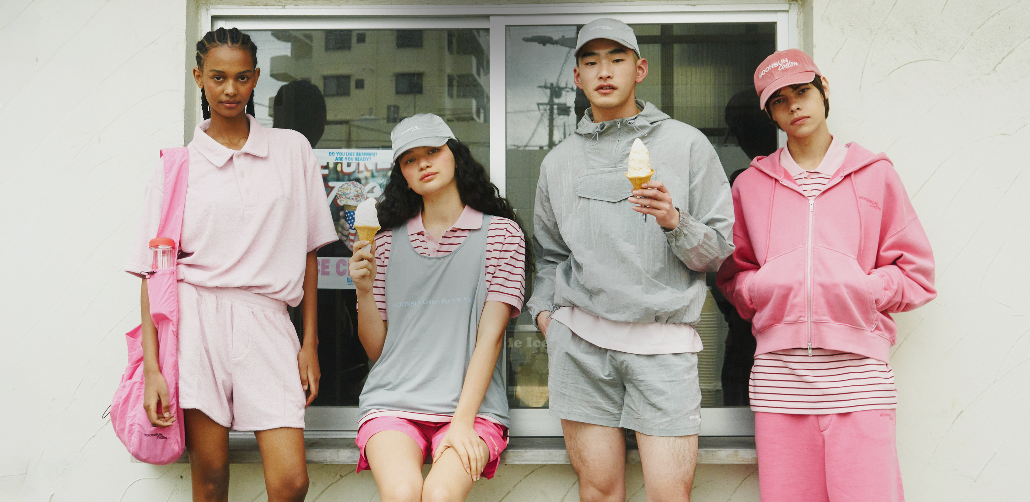 일상 속 자연스러운 움직임
문선