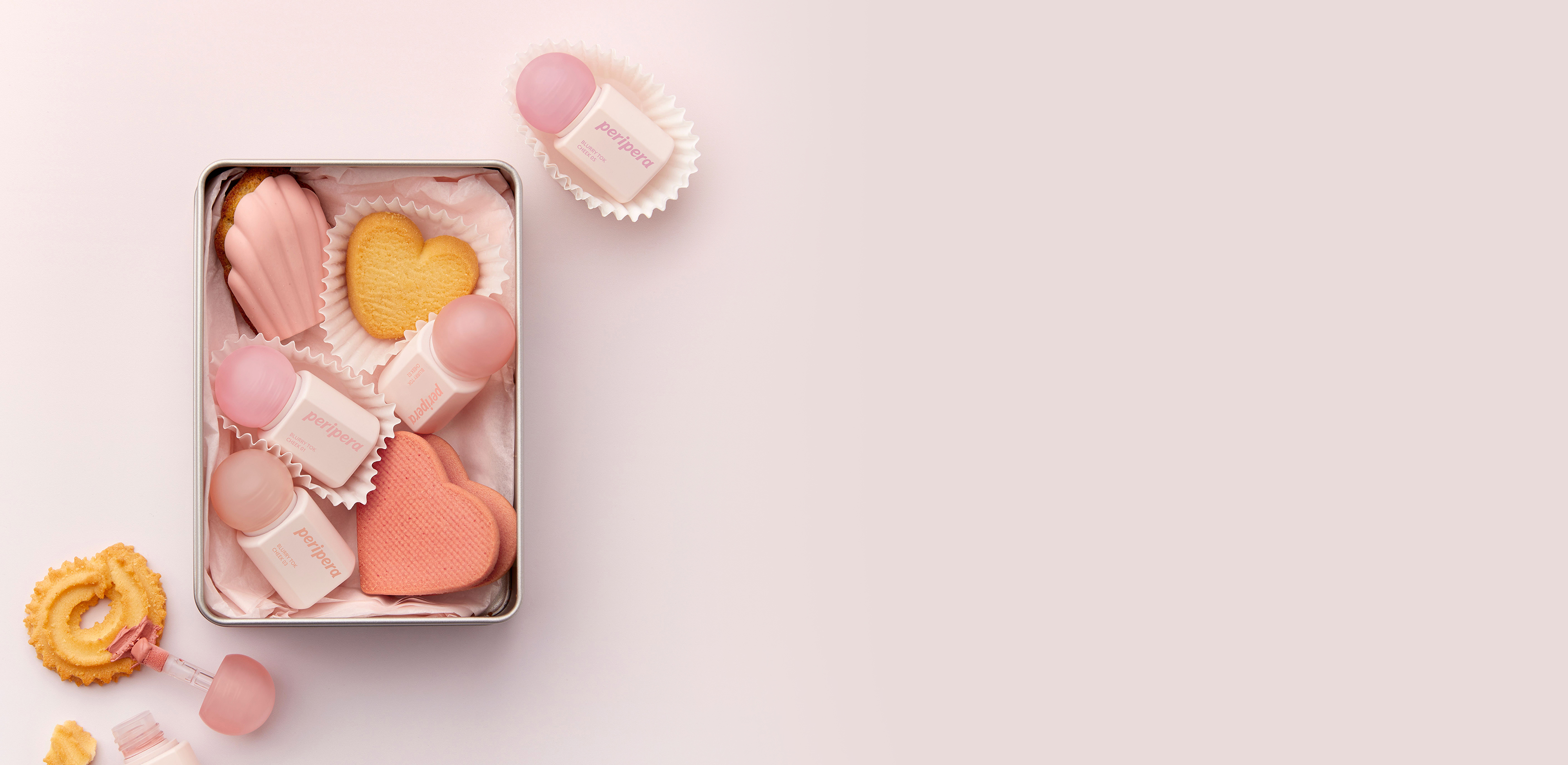 부드럽게 번지는 수채화 블러
페리페라