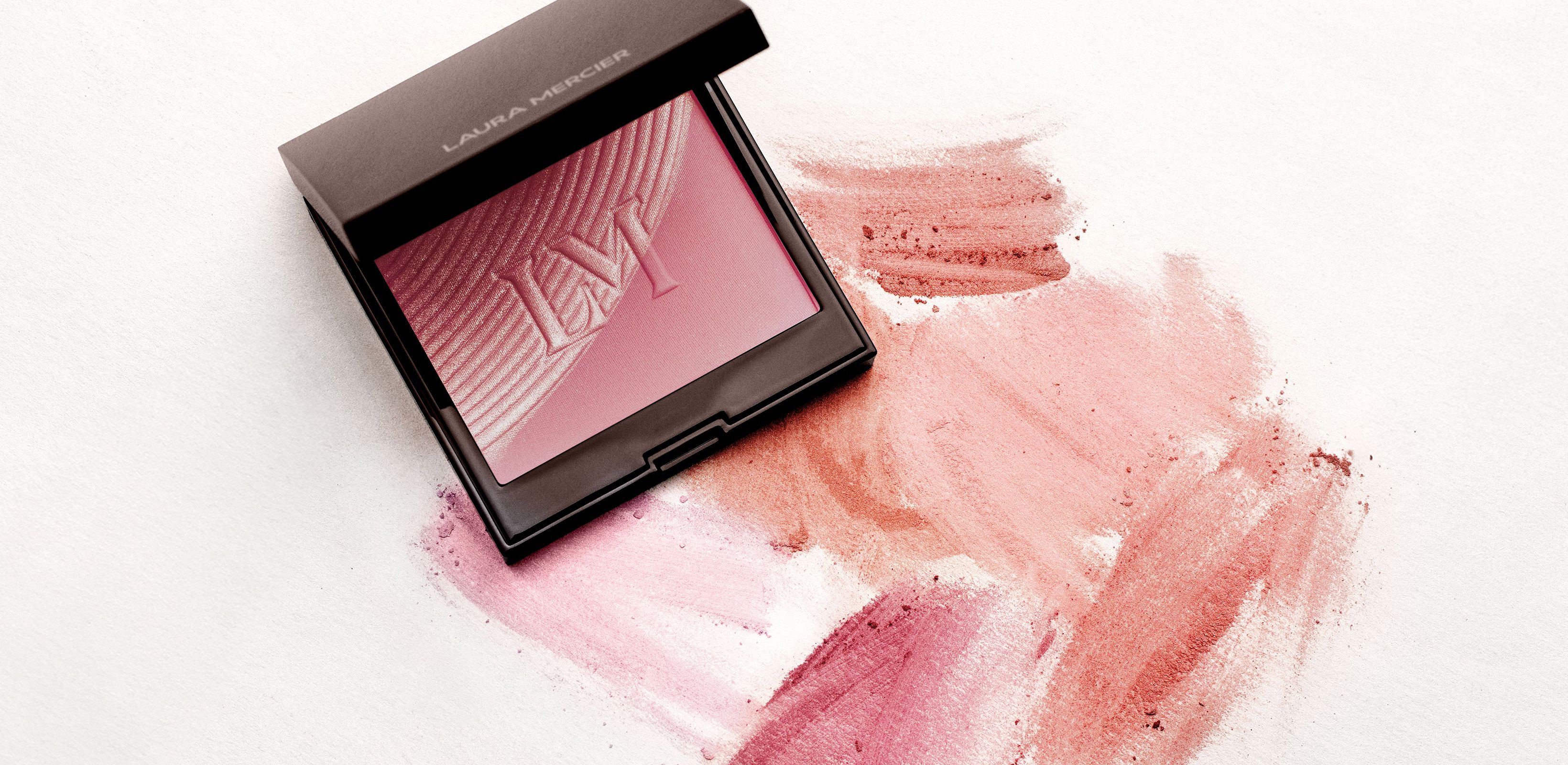 새로운 컬러로 물들이는
로라메르시에