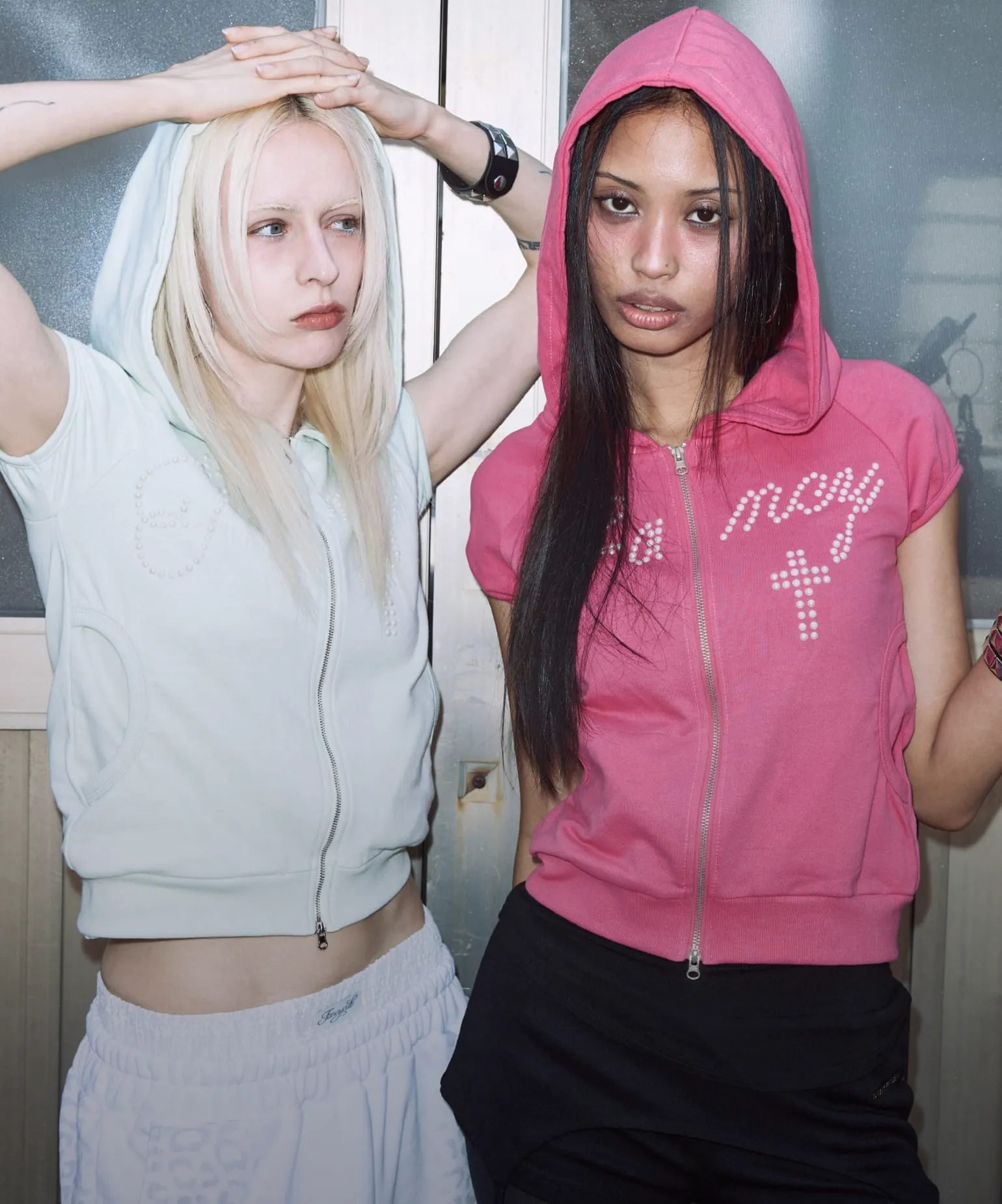 태양 아래
더 솔직해질 시간