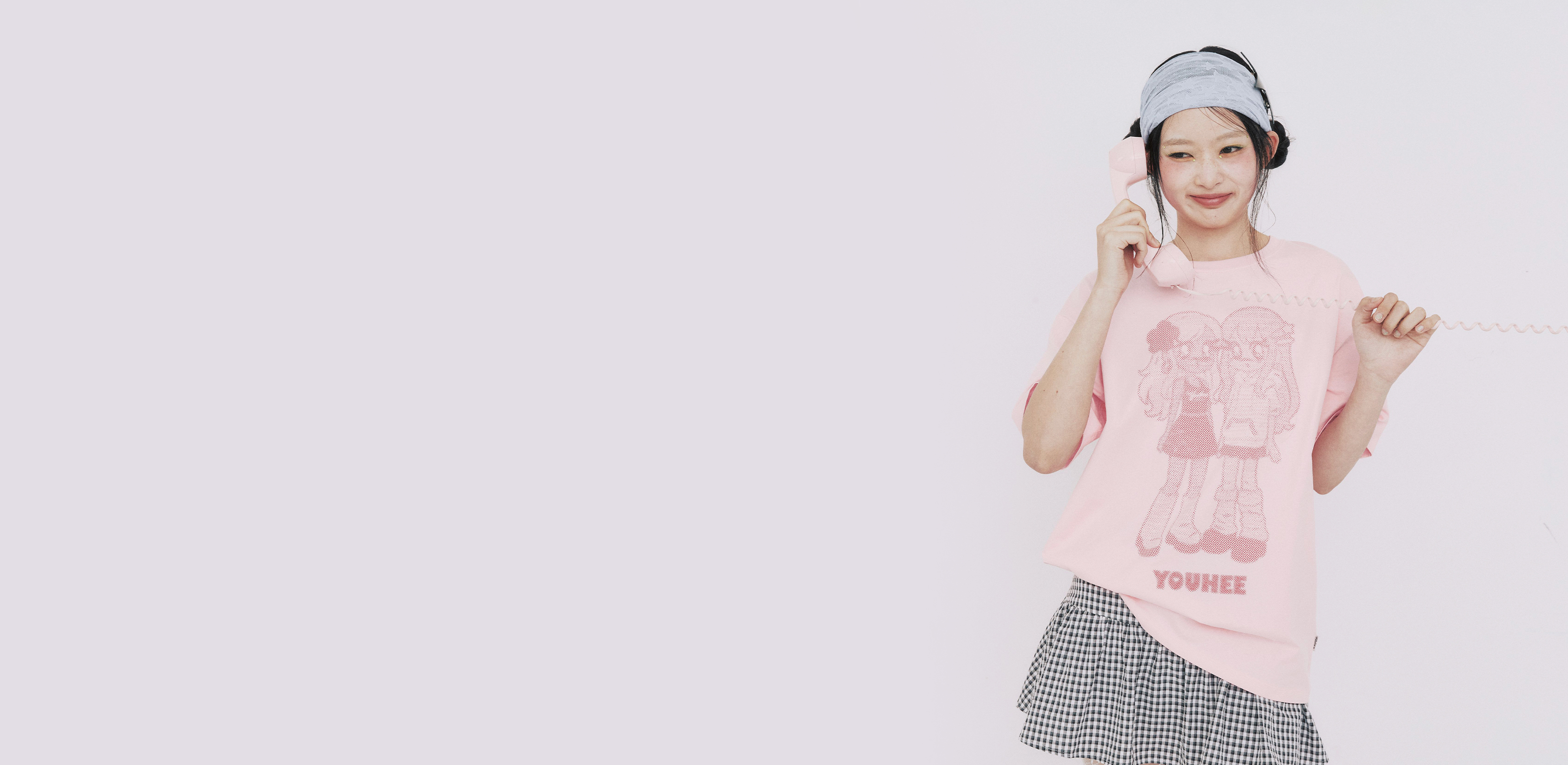 소녀와 어른 사이
유희