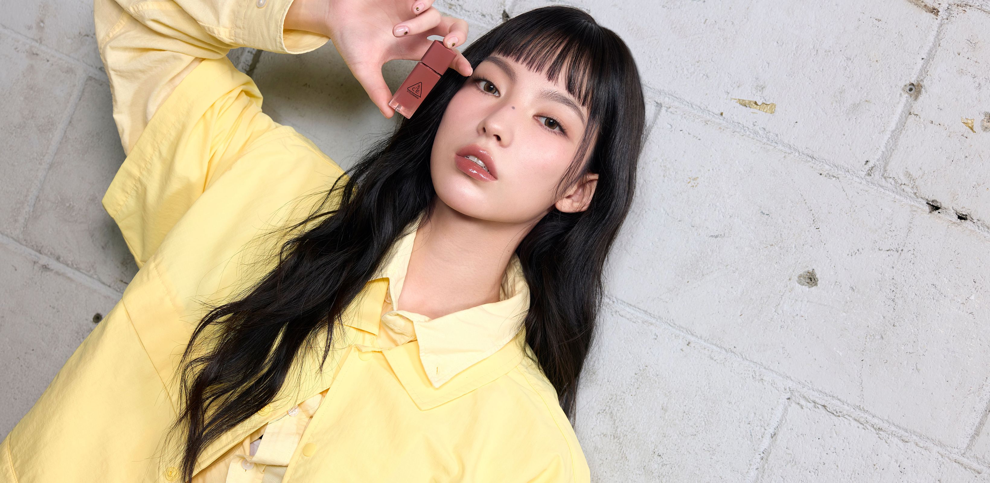 말랑한 컬러가 녹아드는
쓰리씨이