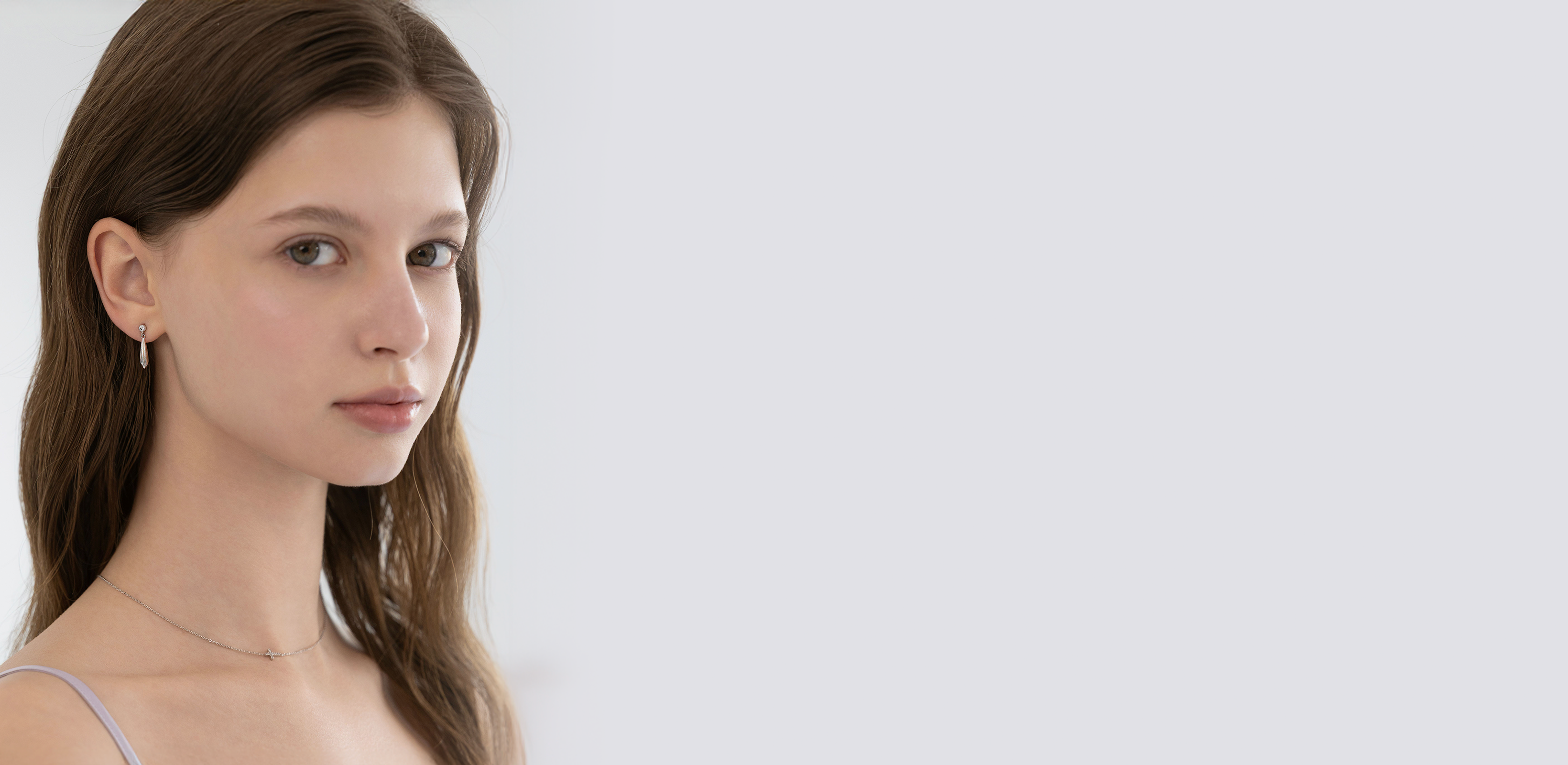 선으로 피어난 봄
타티아나