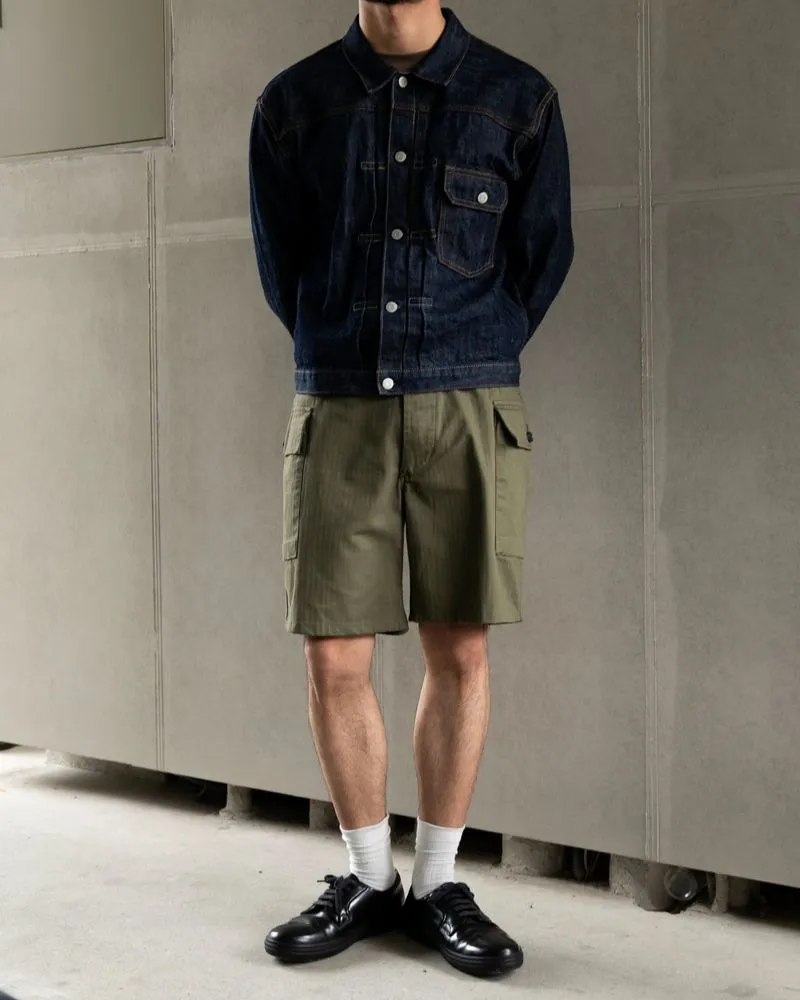 밀리터리 감성의 정수