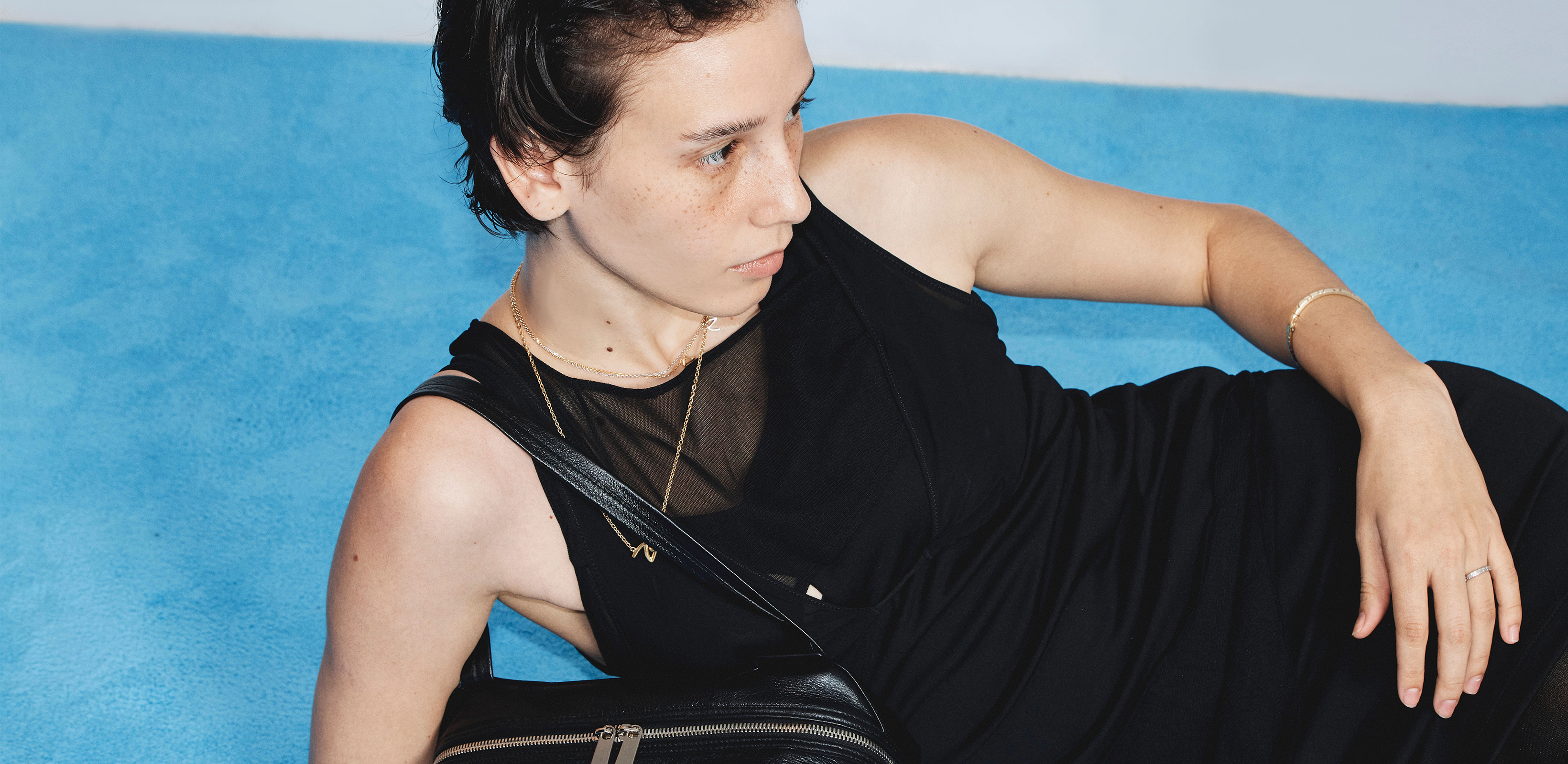 다듬어지지않은 아름다움
아니