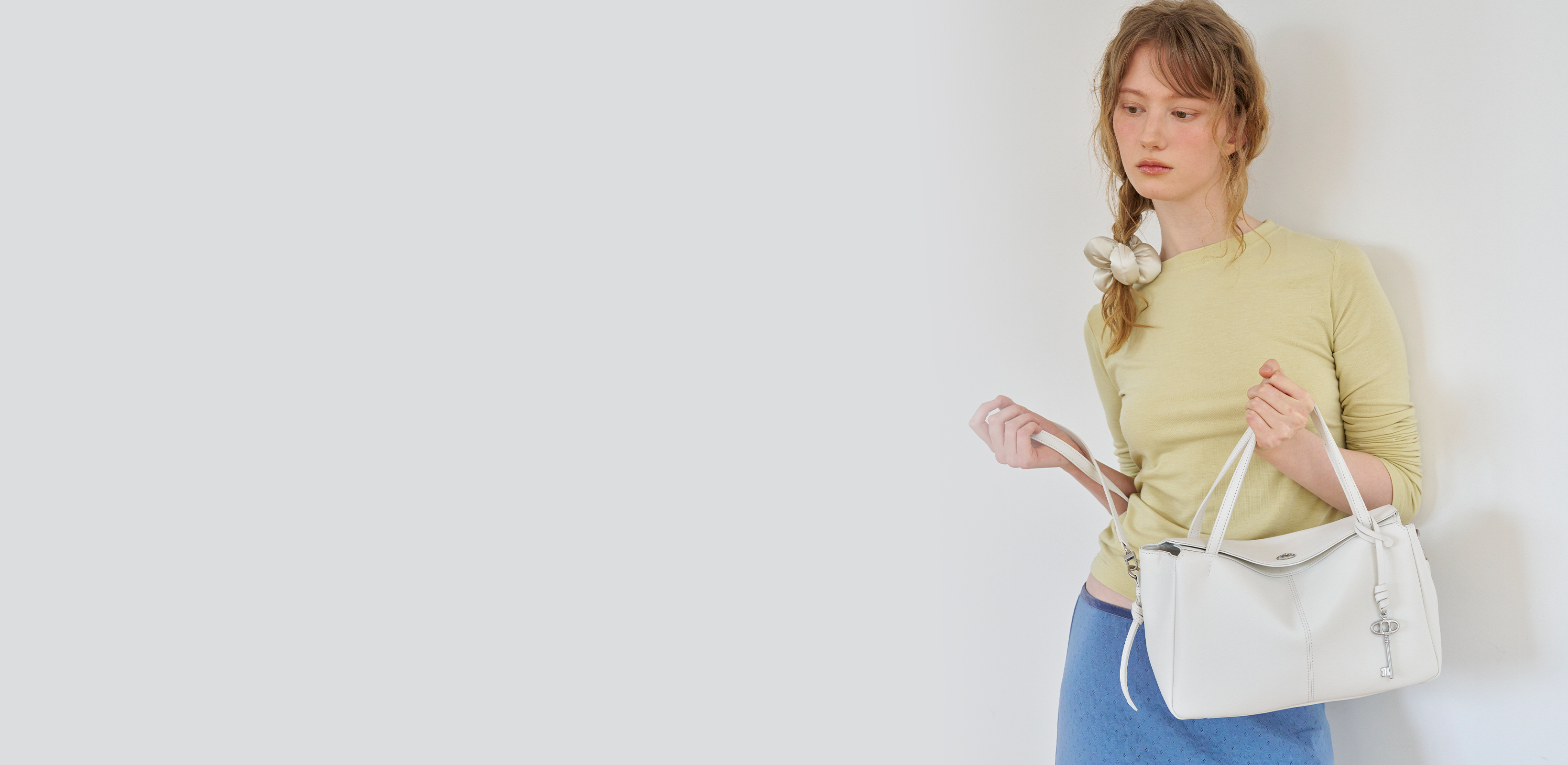 공기처럼 가벼운 얼리 썸머
아떼 바네사브루노