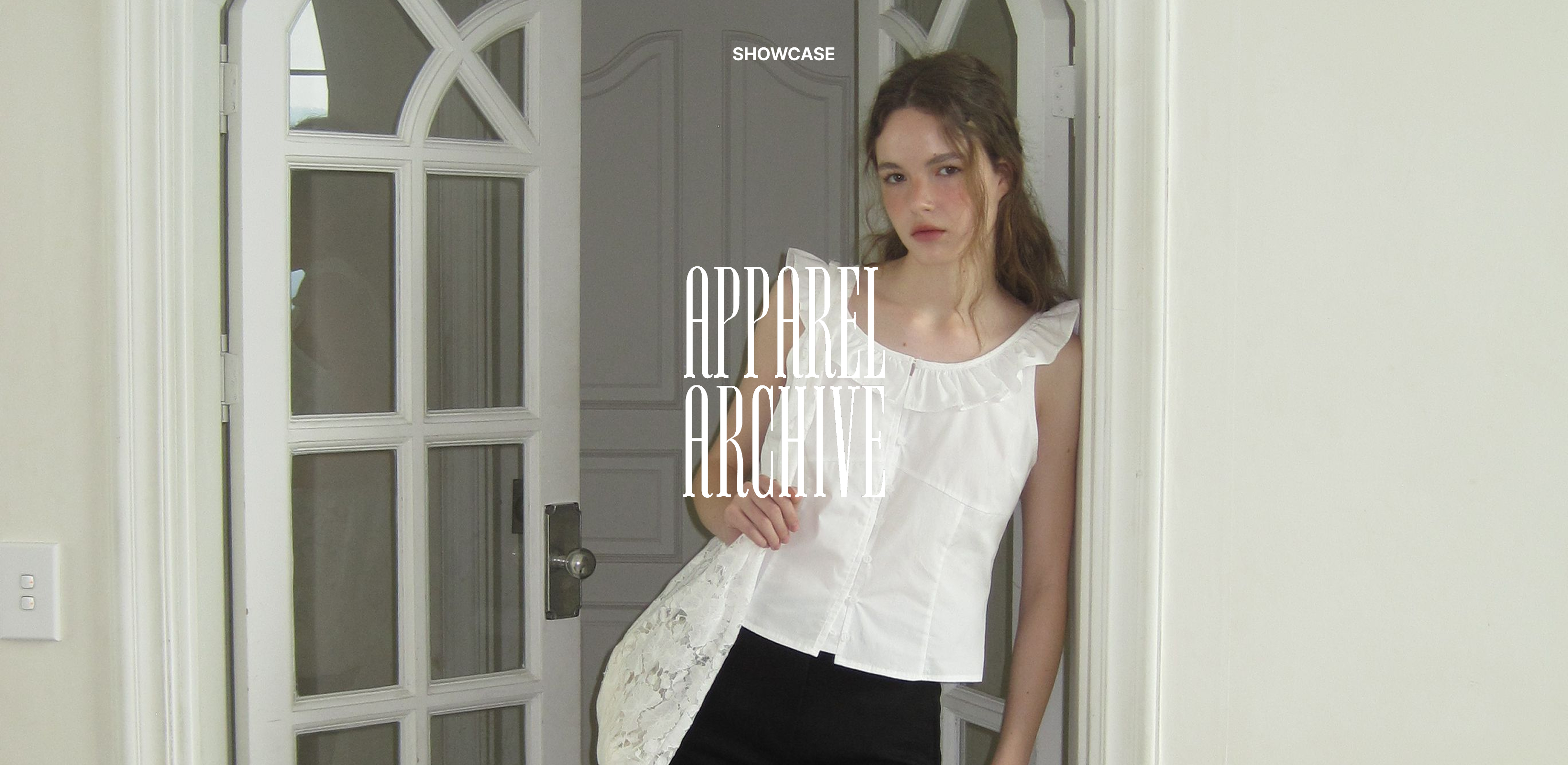 투명하게 번지는 여름빛
어패럴아카이브