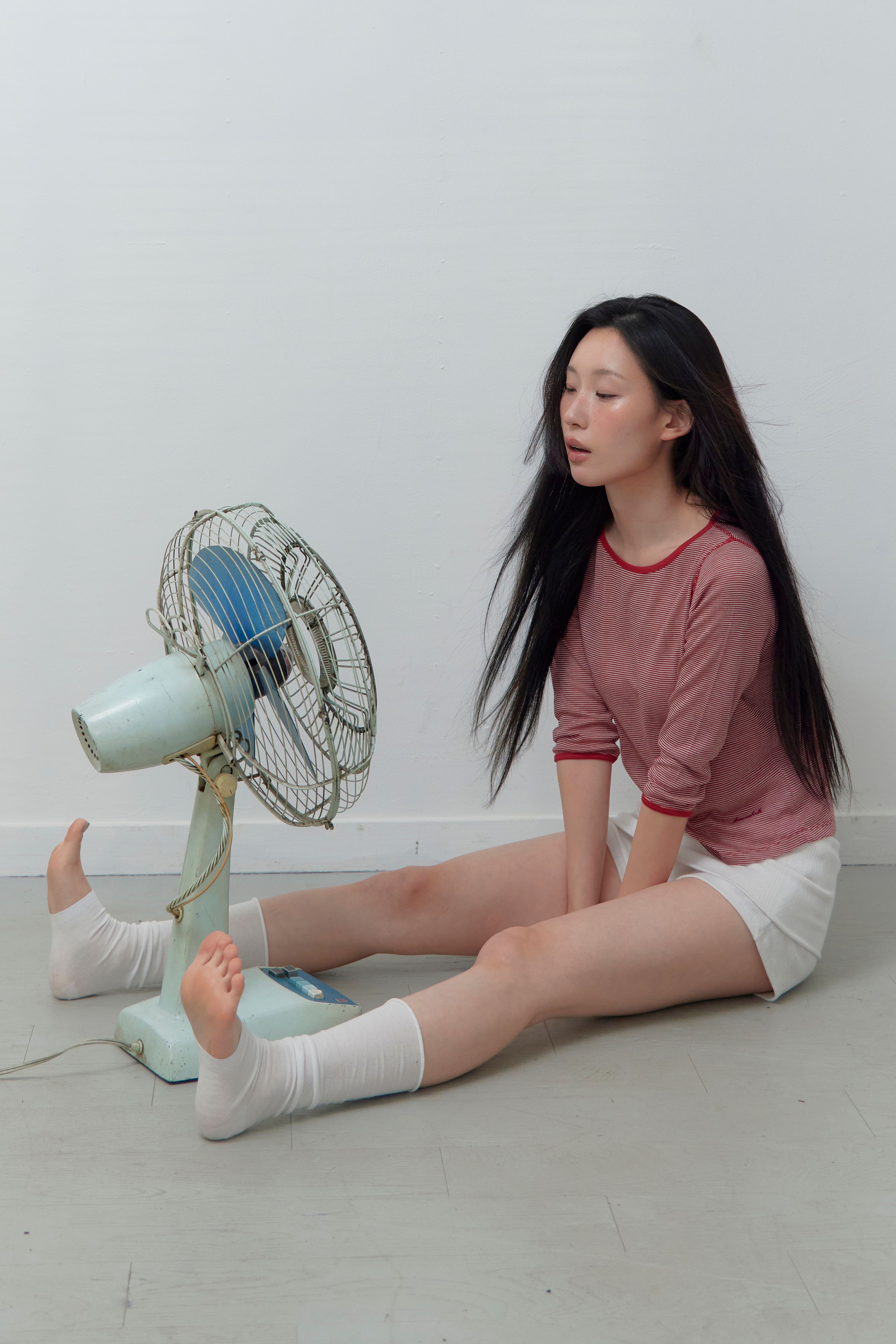 https://img.29cm.co.kr/cms/202605/11f159917810e8899f7fab72bb729f4f.jpg