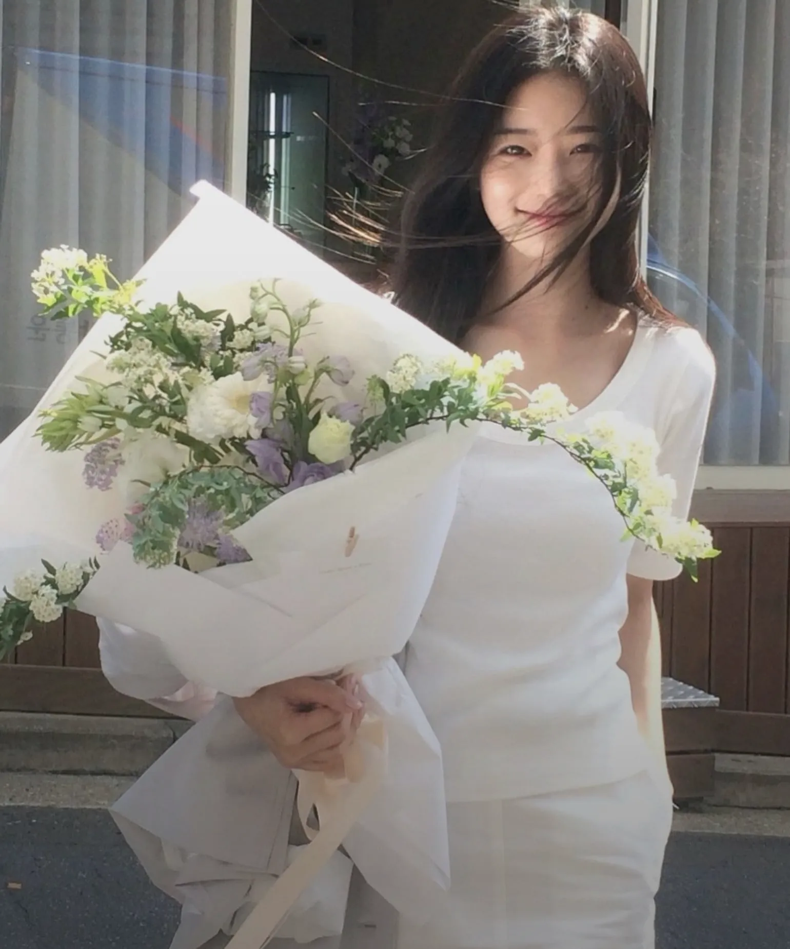 자연을 닮은
수수함