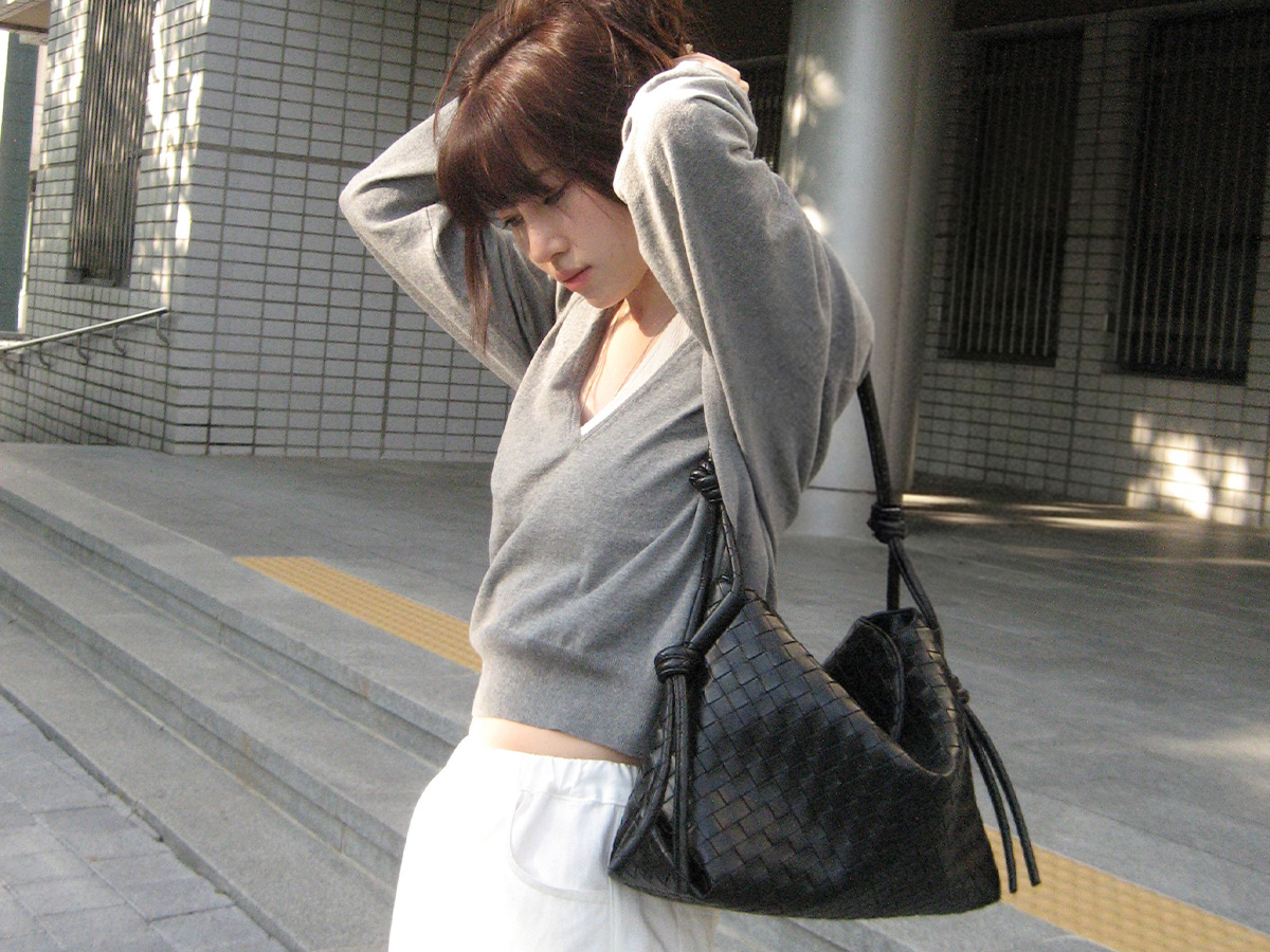 https://img.29cm.co.kr/cms/202606/11f163d9a98a6b659090b534a6a074a5.jpg