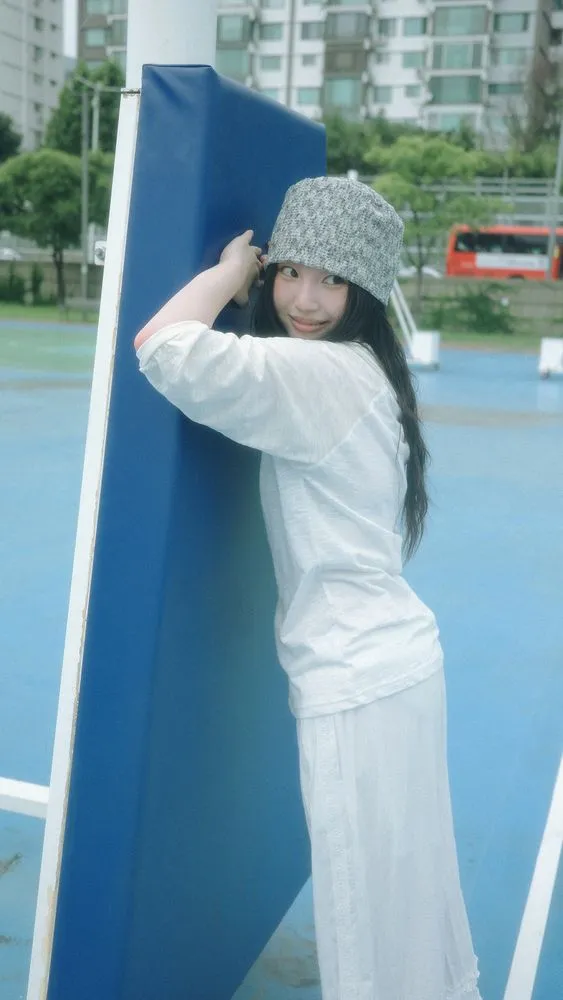 여름 컬러로 물든 거리