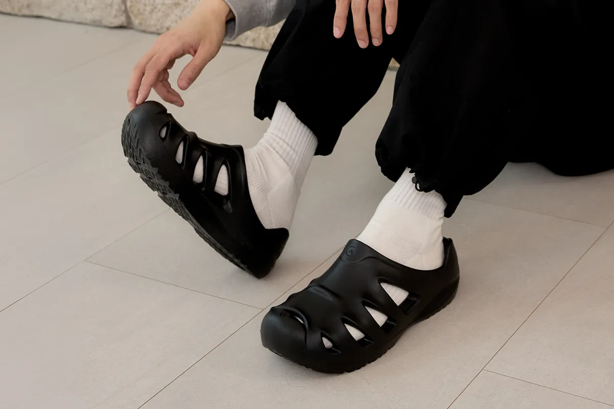 발이 편안한 첫 만남
