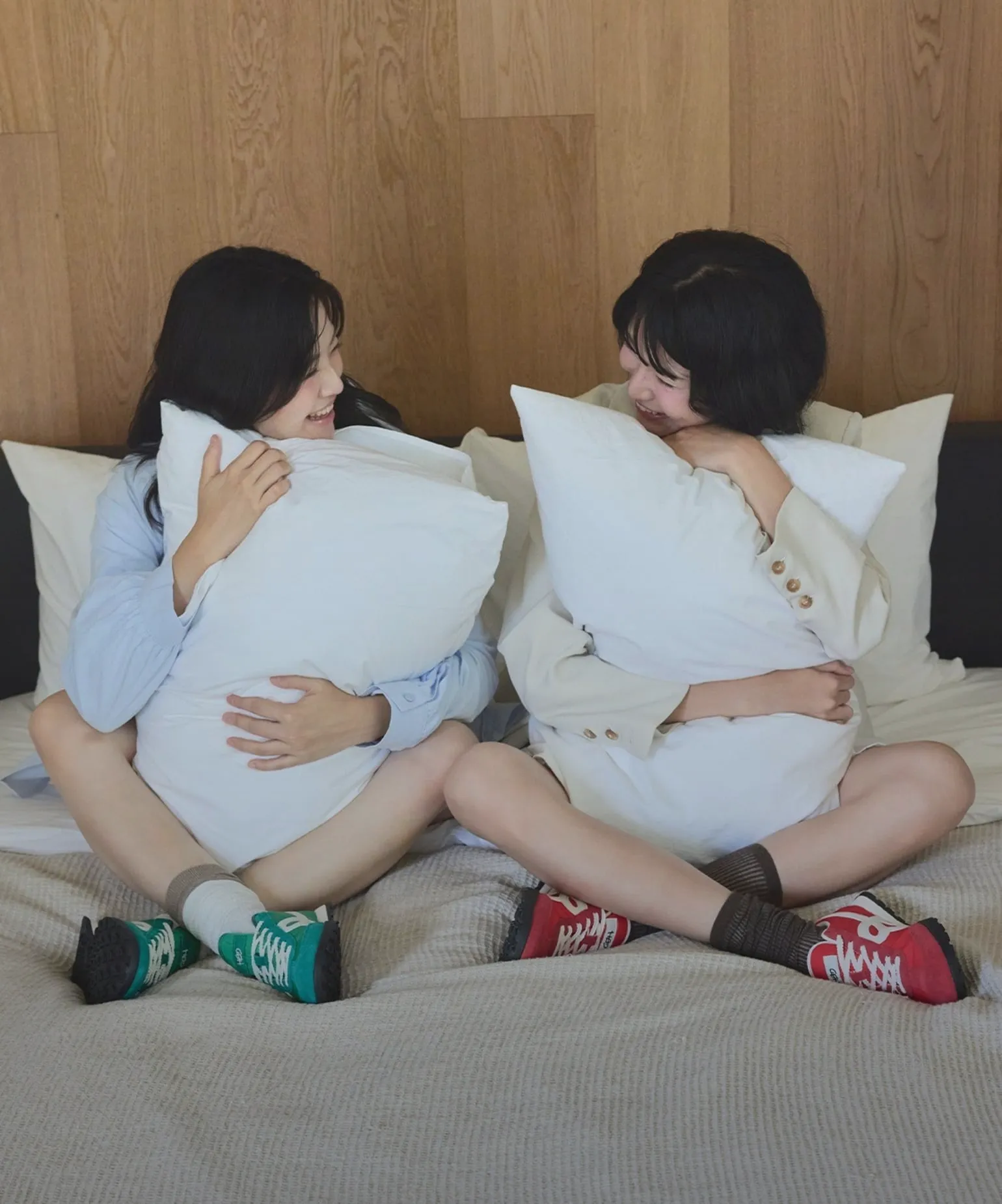 거리를 빛내는 
새로운 신발의 등장