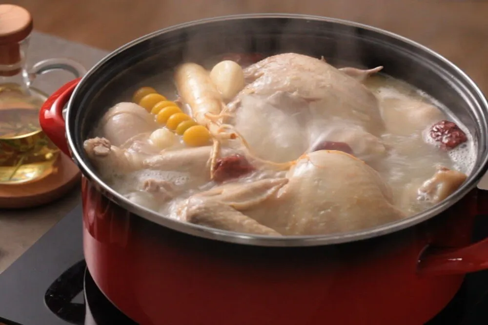 뜨끈한 국물 한 그릇