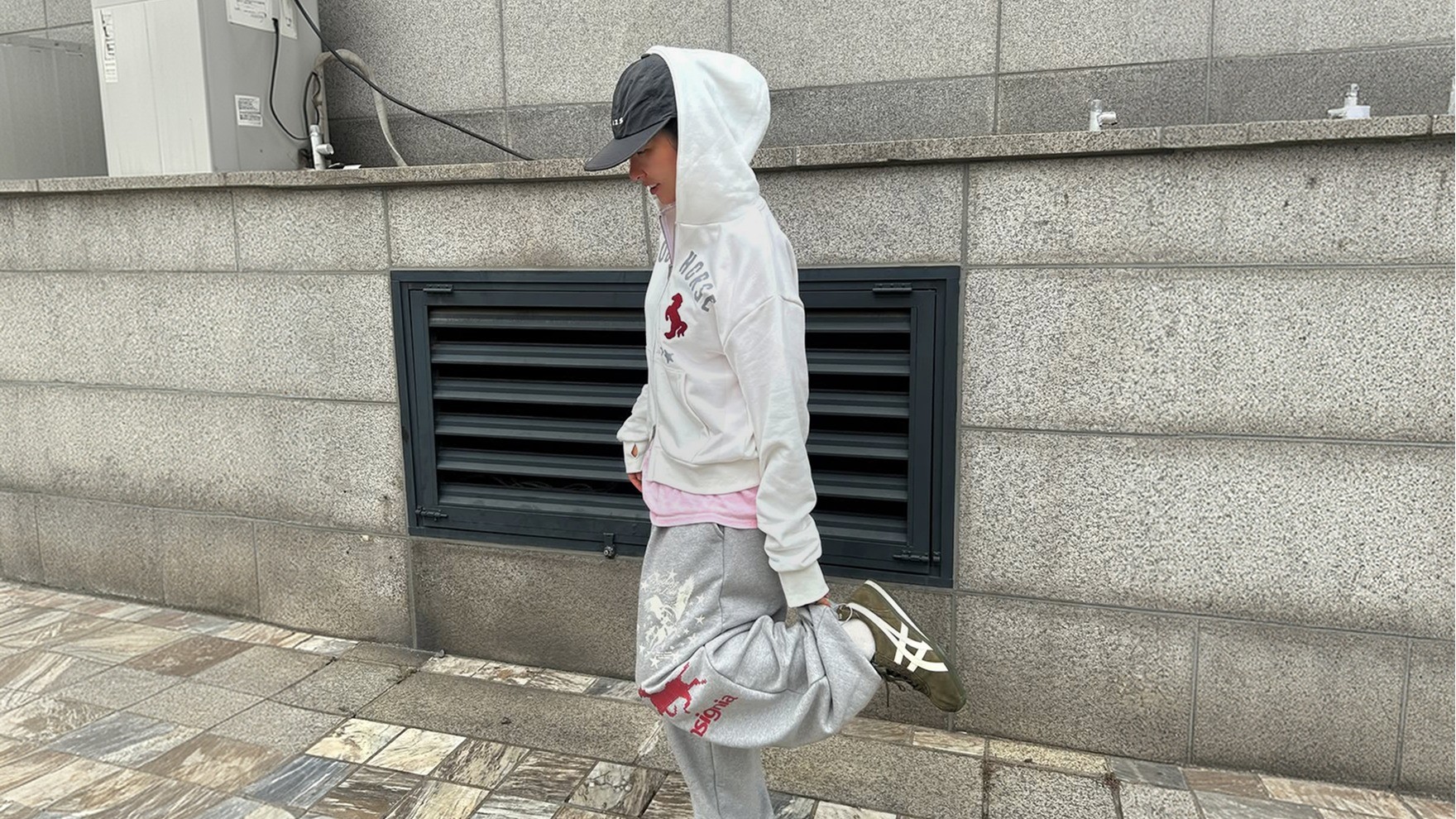 다시 만나는 인기 스니커즈
오니츠카 타이거