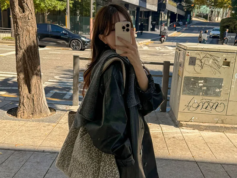https://img.29cm.co.kr/cms/202610/11f1c92af37bc3eab3932dbce241b4dc.jpg