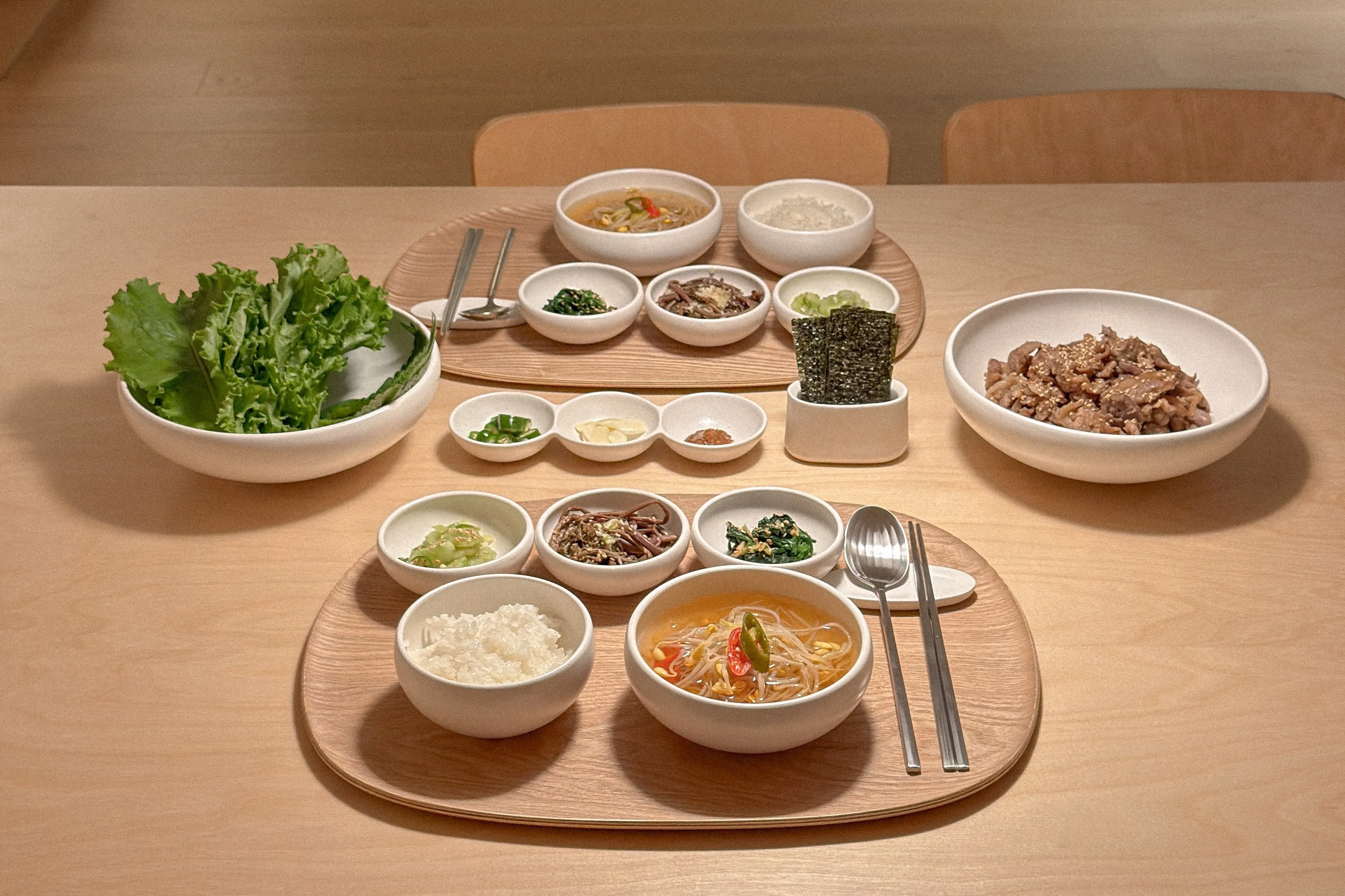 봉주르하우스가 선택한 그릇