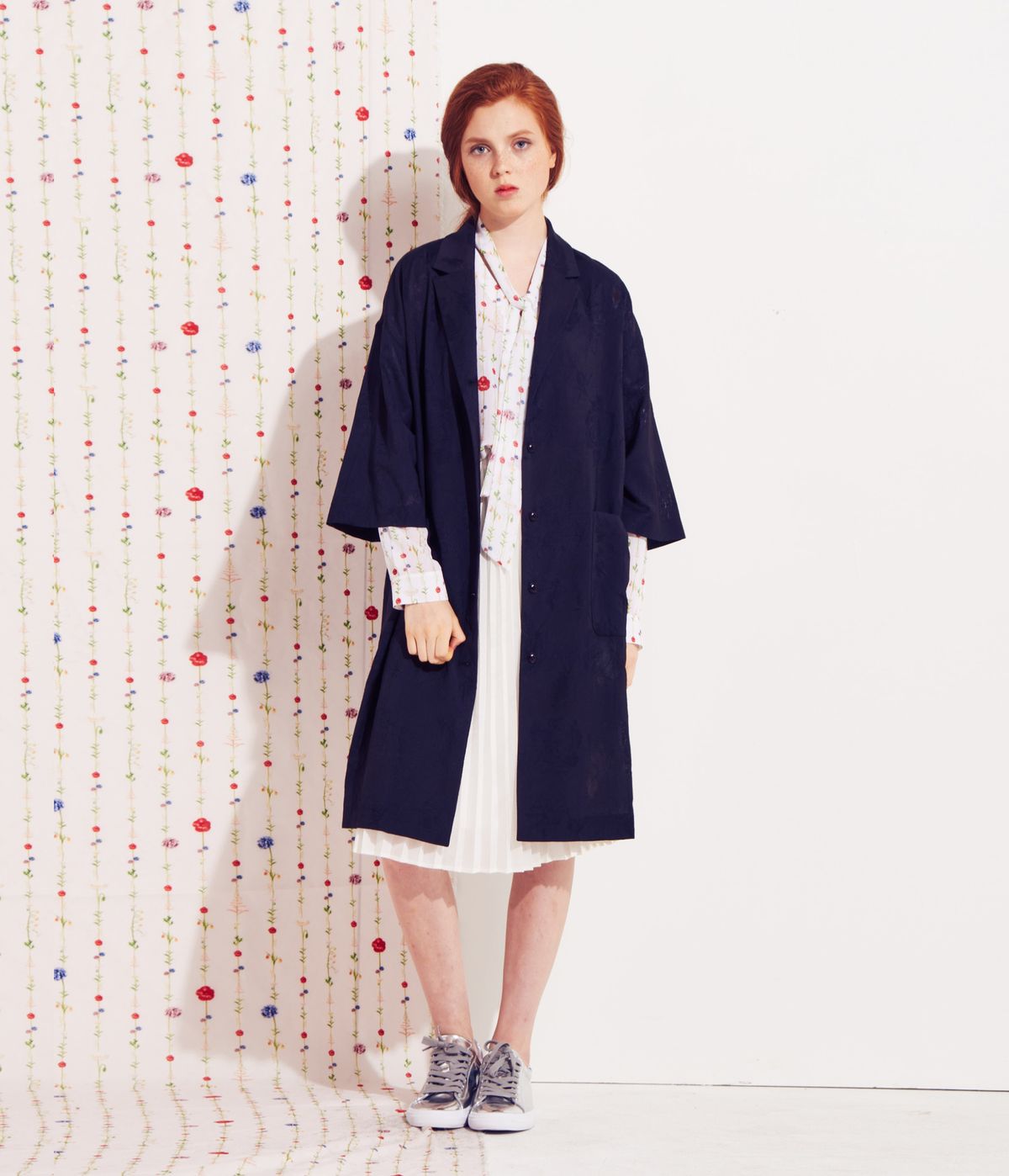 LONG ROBE JACKET (화이트, 블랙) 감도 깊은 취향 셀렉트샵 29CM