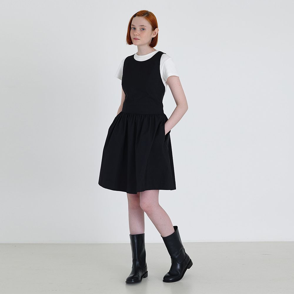 Apron Midi Dress Black 감도 깊은 취향 셀렉트샵 29CM