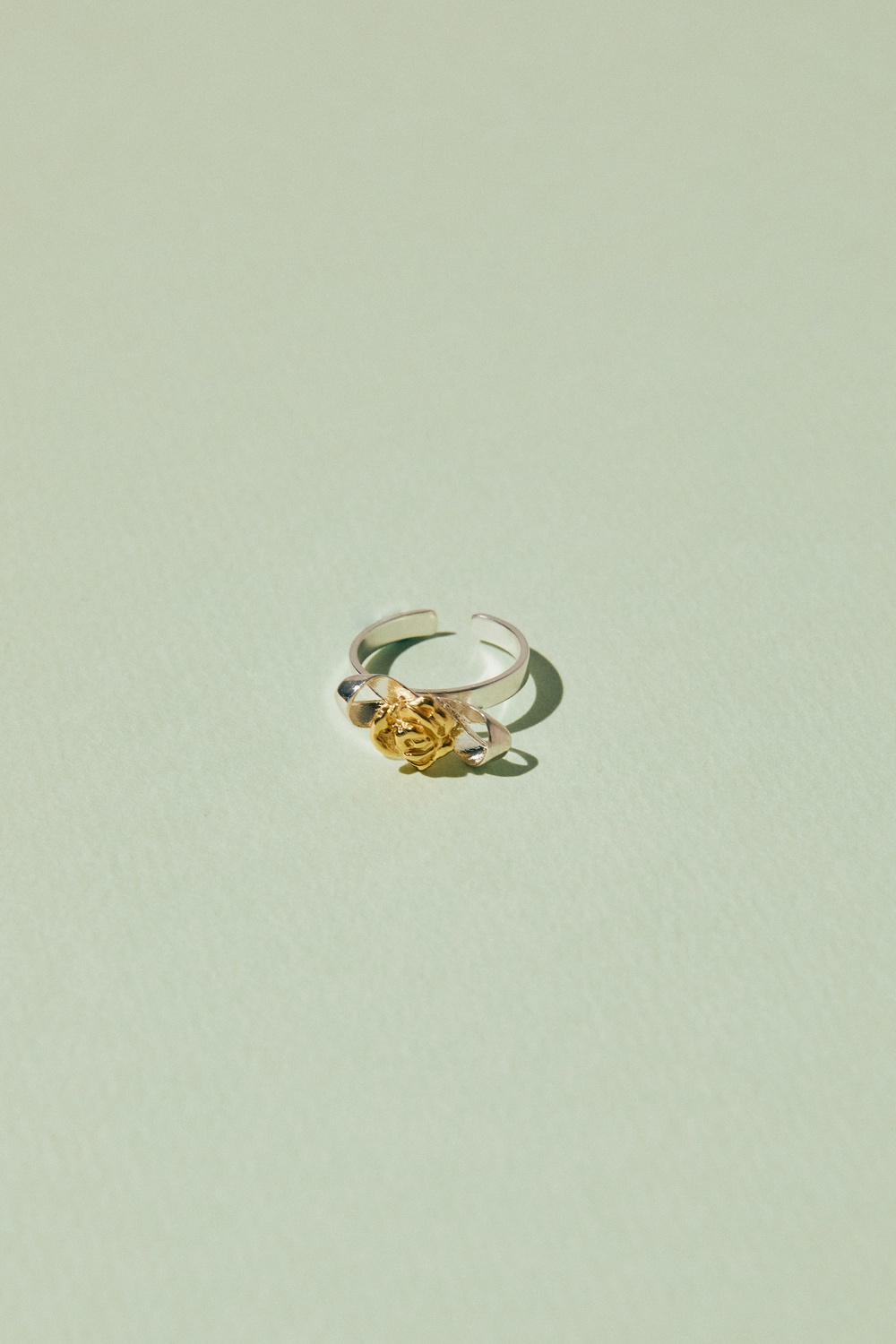 92.5% silver + 18K gold plated (rose 1.9*0.8 cm)