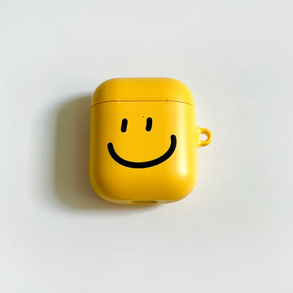 이니셜 각인) Smile 01 (에어팟 /버즈3 케이스) - 감도 깊은 취향 셀렉트샵 29CM