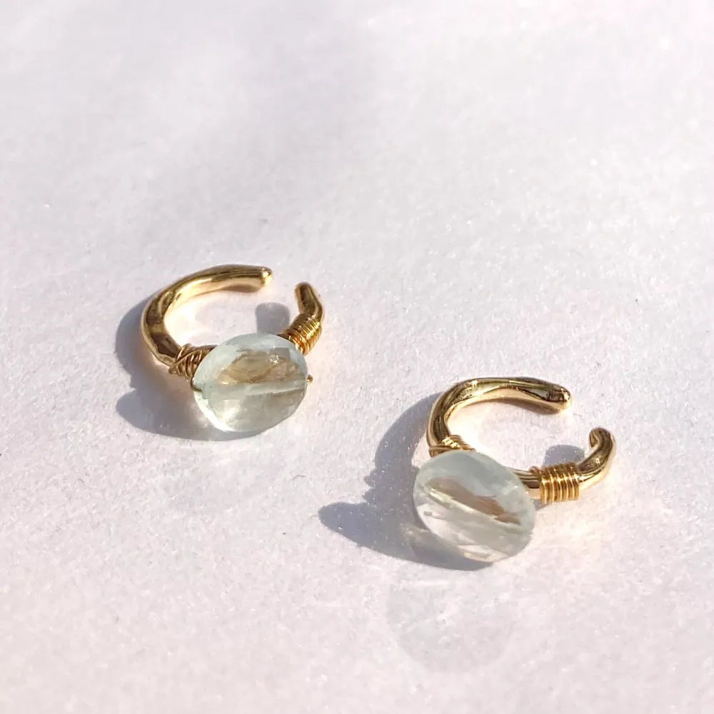 birthday earcuff ring  / curve aquamarine