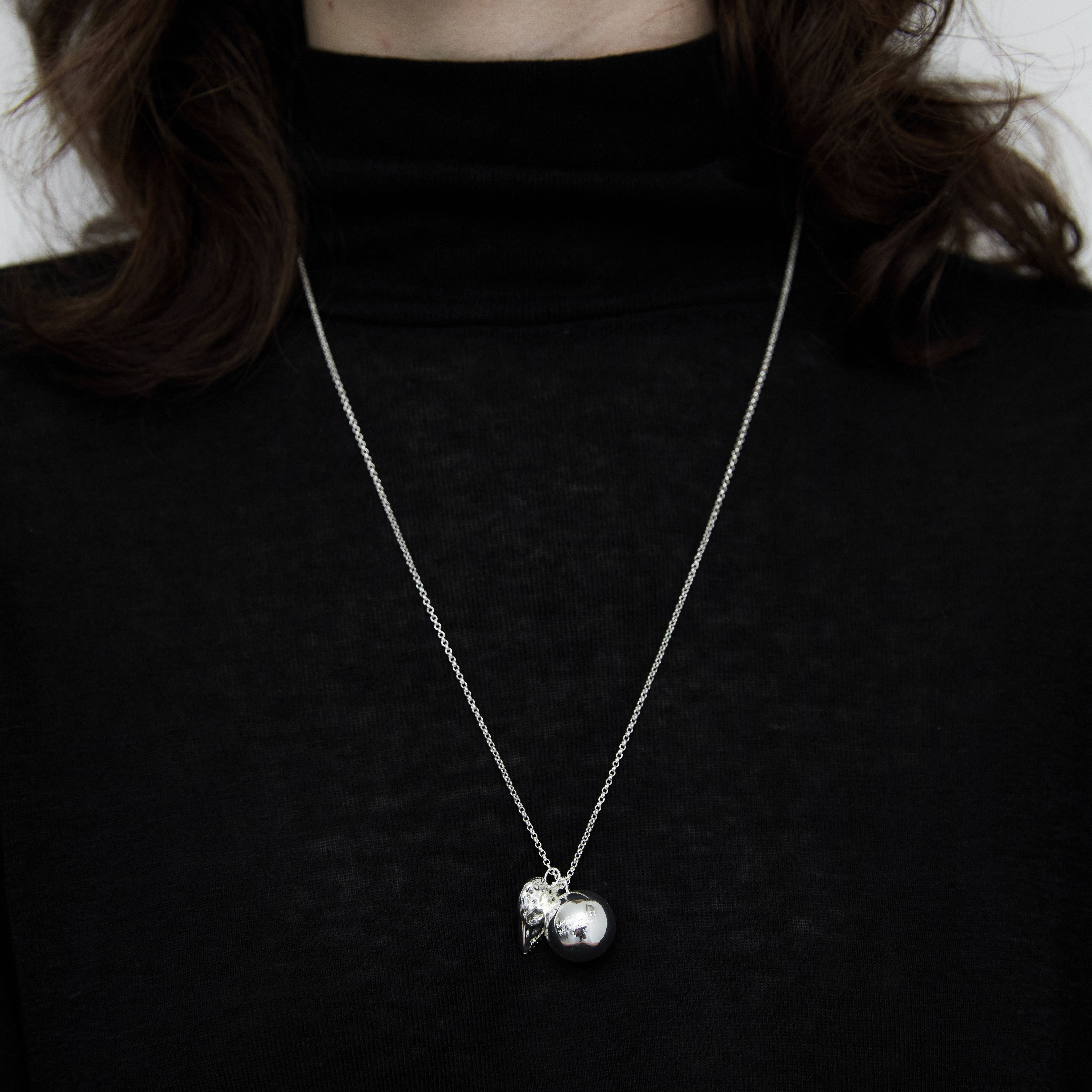 韓国【MIDNIGHT MOMENT】nacre thin necklace ネックレス クリスタルシルバーネックレス mf1935【韓国モードファッション】