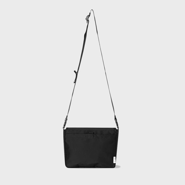 Y.E.S Swing Pouch Bag Black 감도 깊은 취향 셀렉트샵 29CM