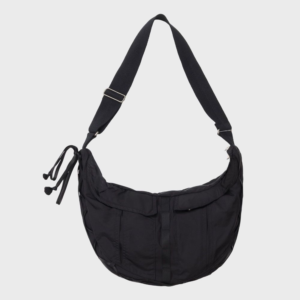 Taped Shoulder Bag (Black) - 감도 깊은 취향 셀렉트샵 29CM