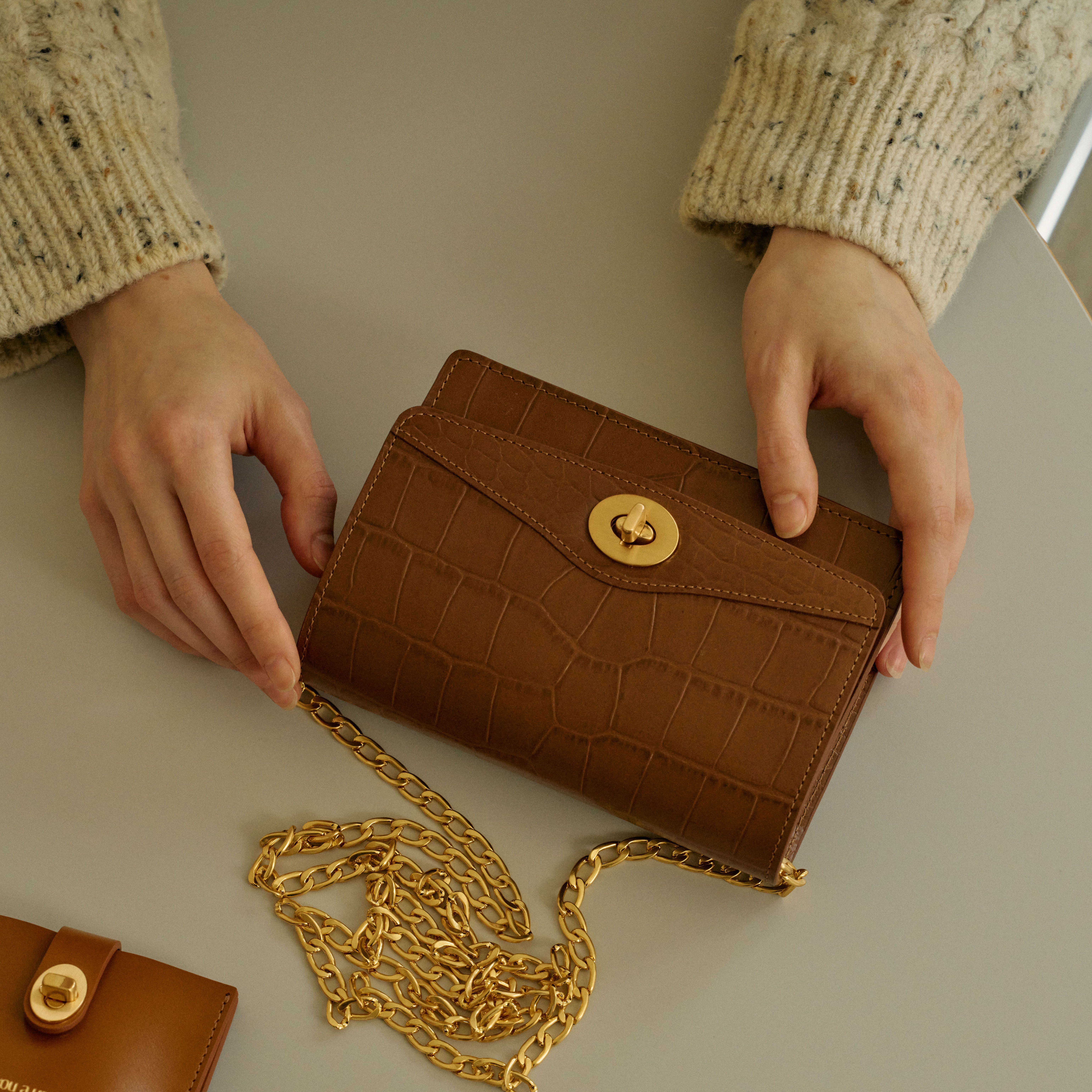長財布 you a use Wonder wallet (Lizard white) you a use | Official web-site