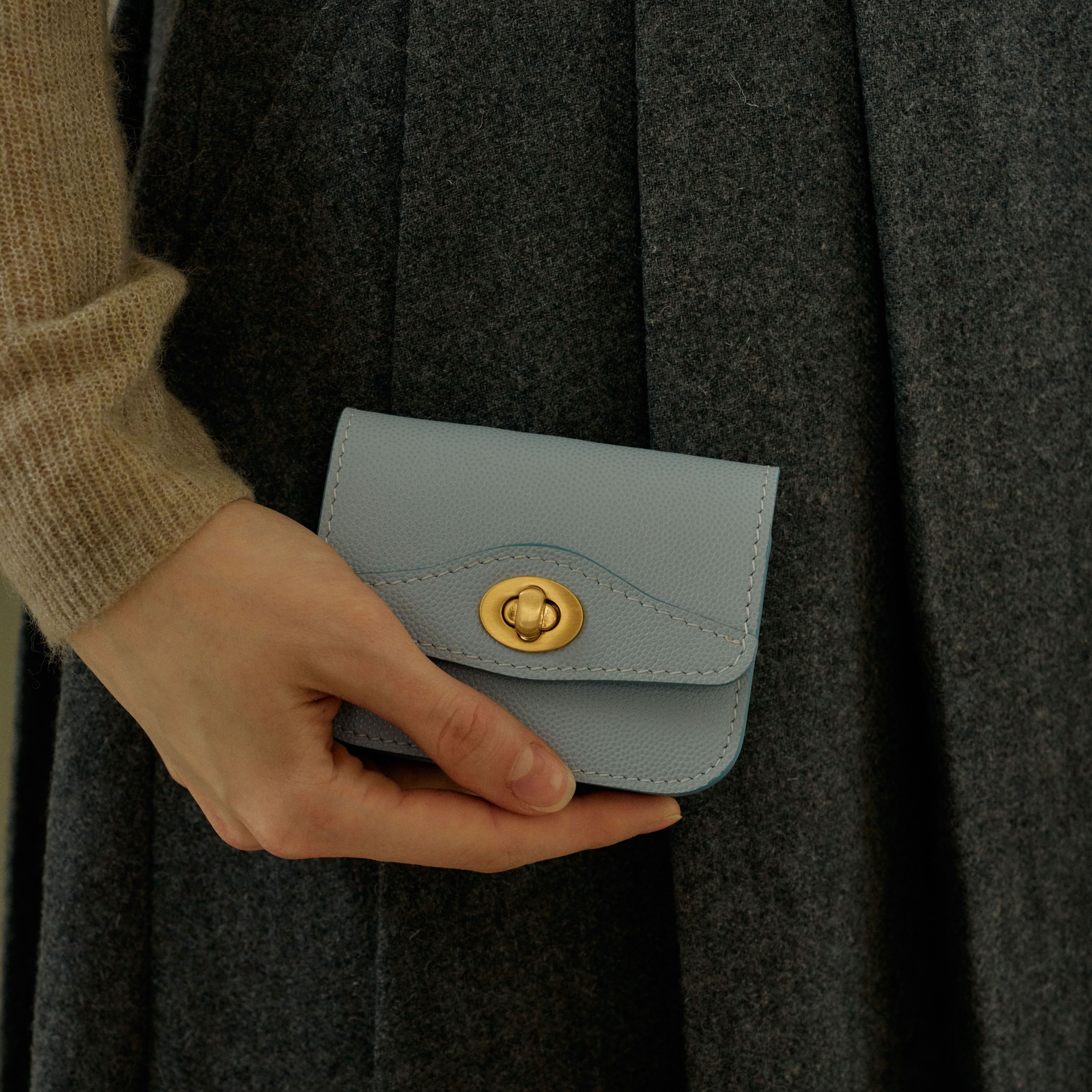 ★you a use★ Wonder wallet Caviar blue lin Gold/Silver Wonder wallet - Caviar blue lin Gold/Silver - 감도 깊은 취향