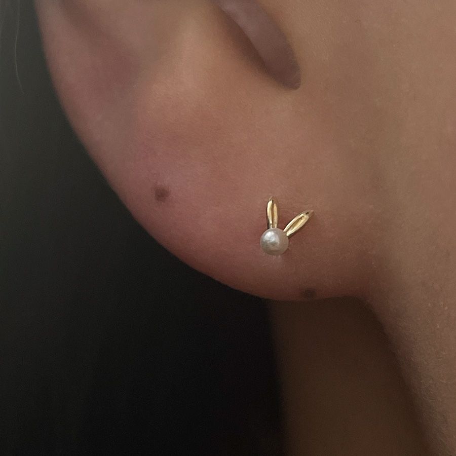 Piercing A Rabbit 10K 14K Pearl Rabbit Piercing - 감도 깊은 취향 셀렉트샵 29CM
