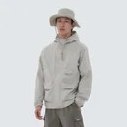타슬란 우븐 유틸리티 바람막이 Light Beige (S24MMLWB56)