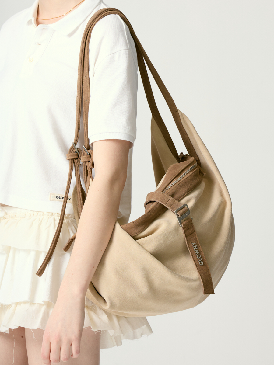 TAO REAL SUEDE HOBO BAG (SAND) - 감도 깊은 취향 셀렉트샵 29CM