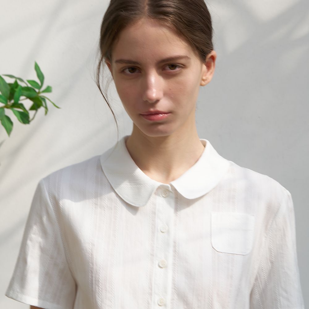 [White] Peter Pan Collar Blouse - 감도 깊은 취향 셀렉트샵 29CM